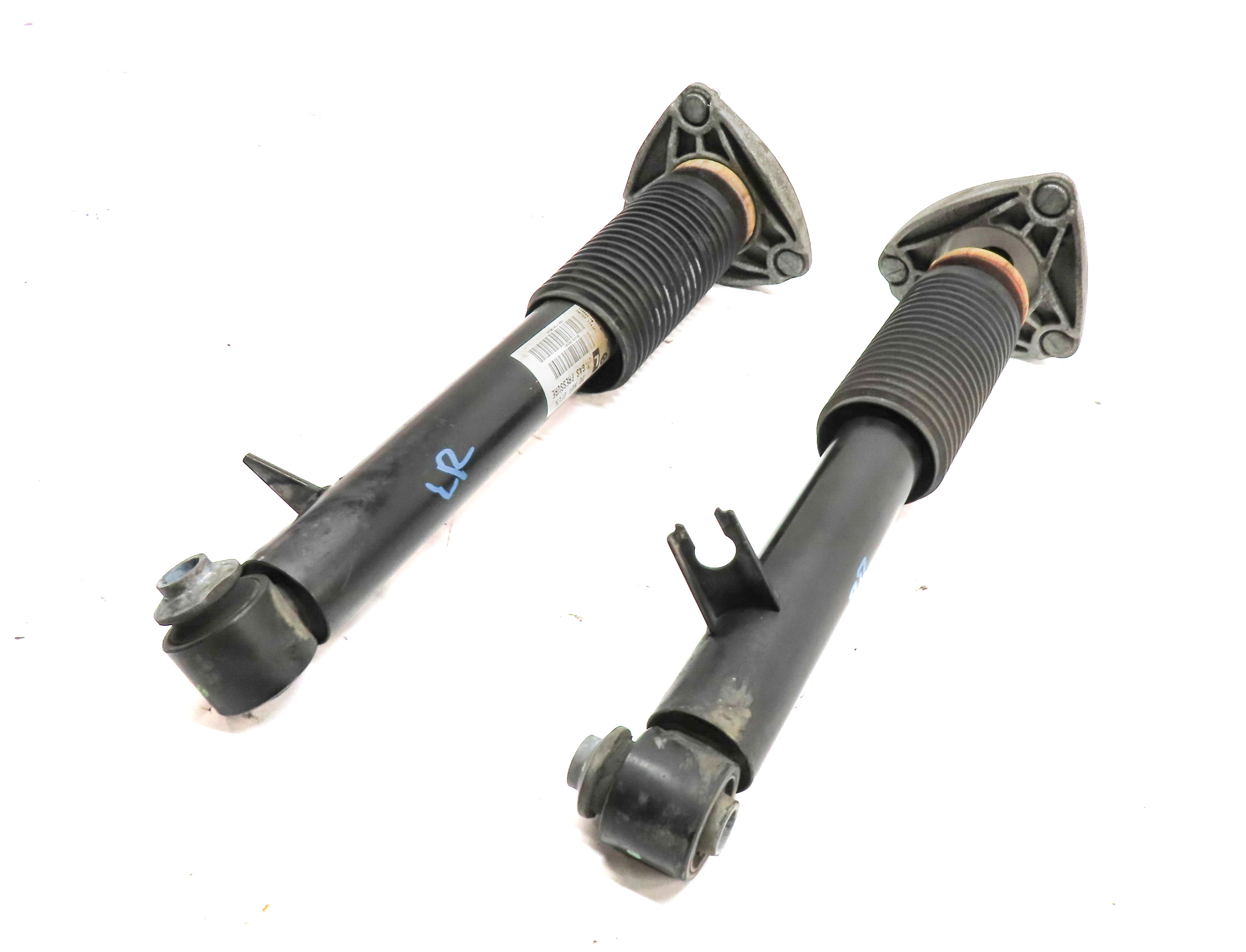 2017 BMW X5 (F15) RWD REAR STANDARD SUSPENSION LEFT & RIGHT SHOCK STRUT SET/2 — exact item pictured