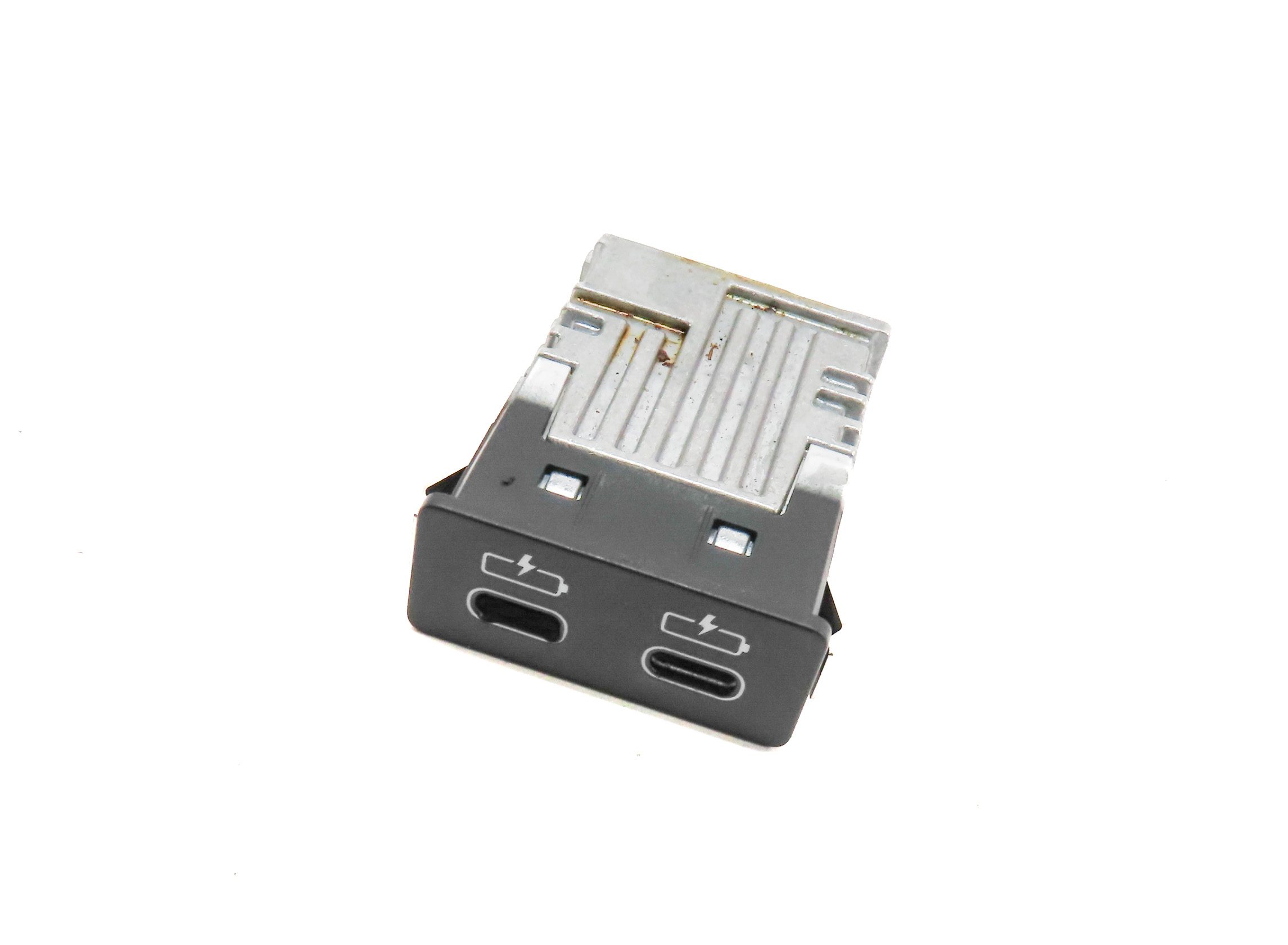 2022 BMW X2 (F39) USB C-TYPE STYLE PORT DUAL CHARGER PLUG OUTLET PANEL — exact item pictured