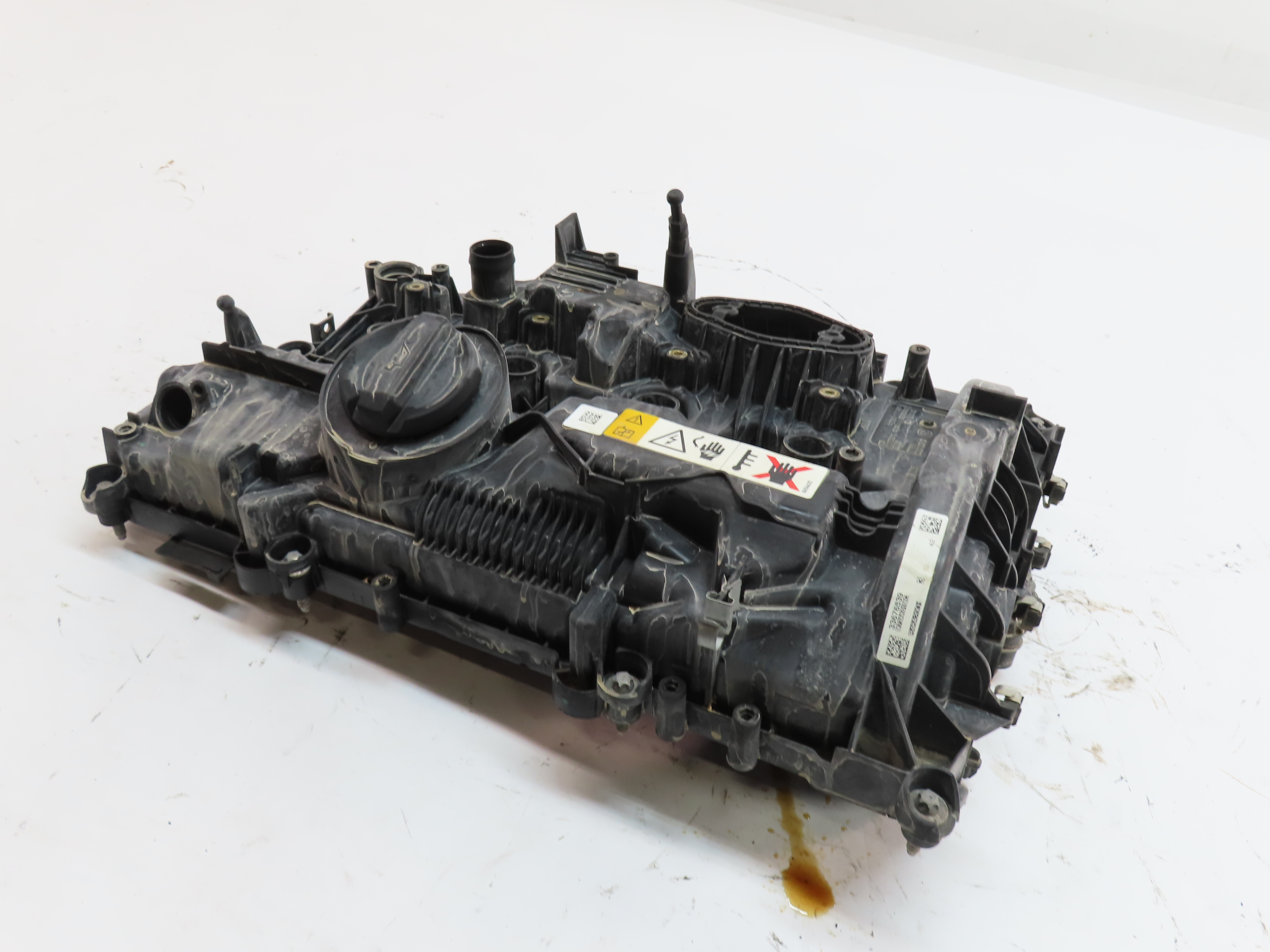 20-24 BMW 228i 230i 235i 330i 430i 530i X1 X2 X3 2.0L CYLINDER HEAD VALVE COVER — exact item pictured