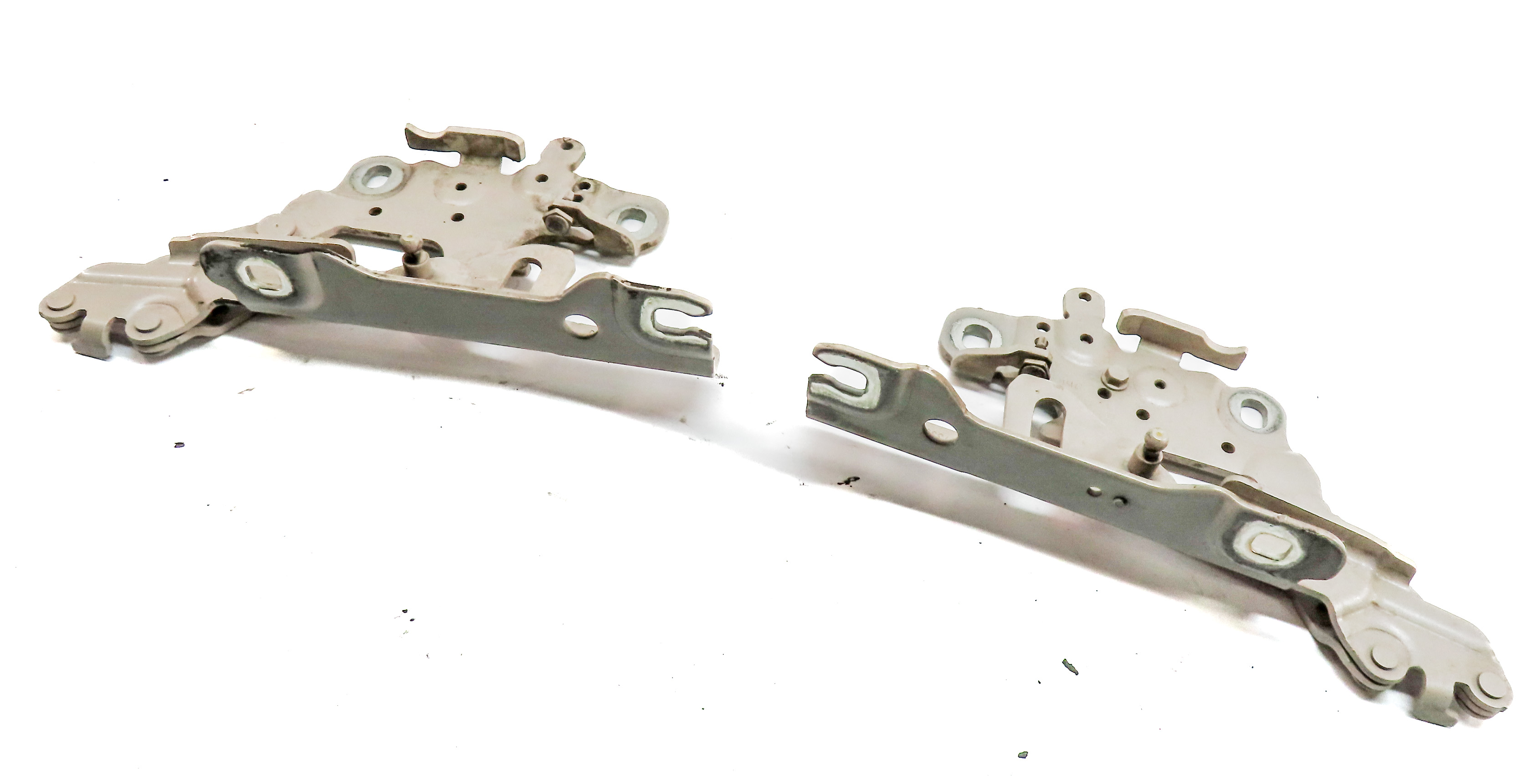12-21 BMW 2 3 4 SERIES (F22 F30 F32 F34) LEFT & RIGHT HOOD HINGE SET 2 (Silver) — exact item pictured