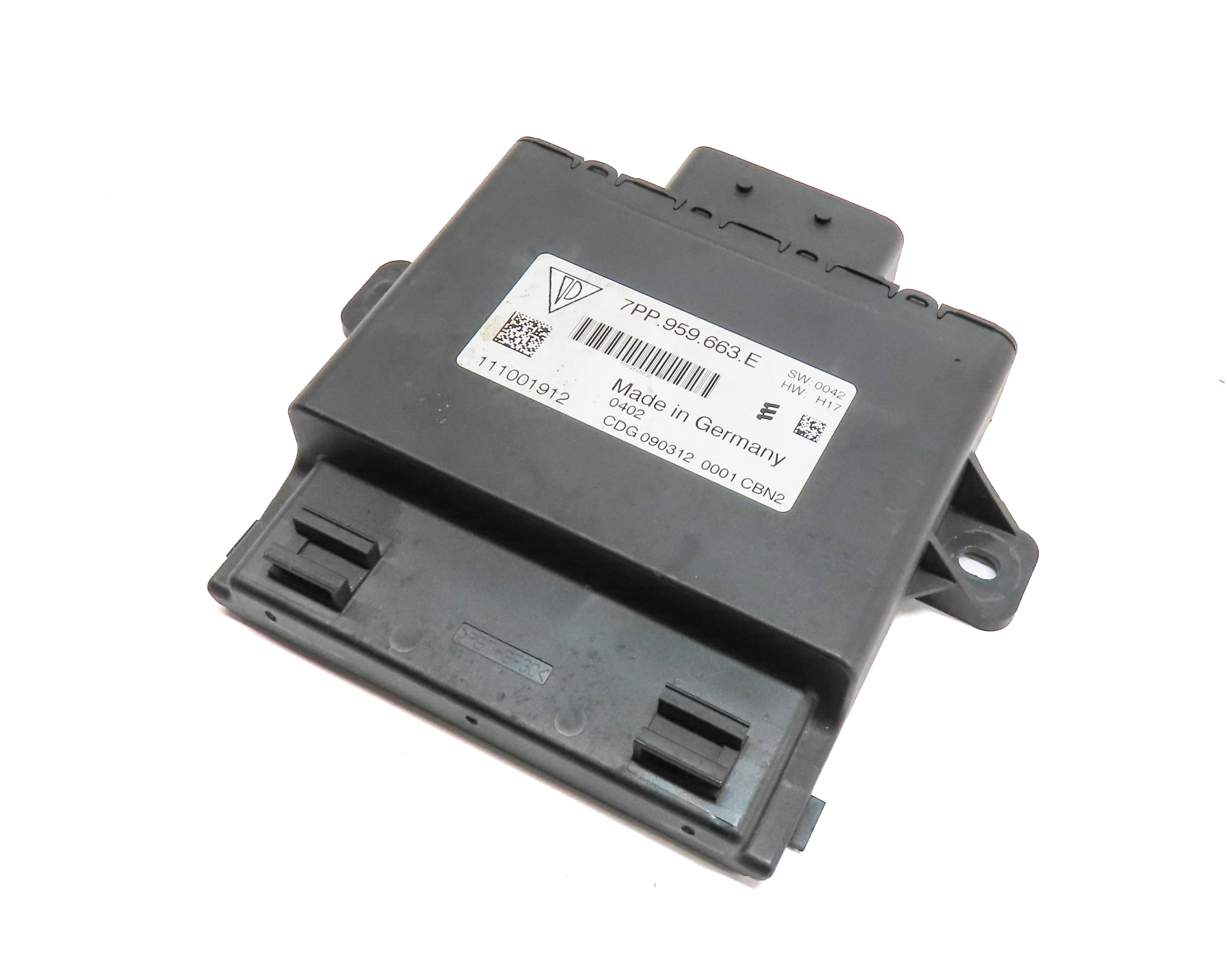 2012 PORSCHE PANAMERA (970 G1) 3.6L (M46.20) ENGINE VOLTAGE CONVERTER MODULE — exact item pictured