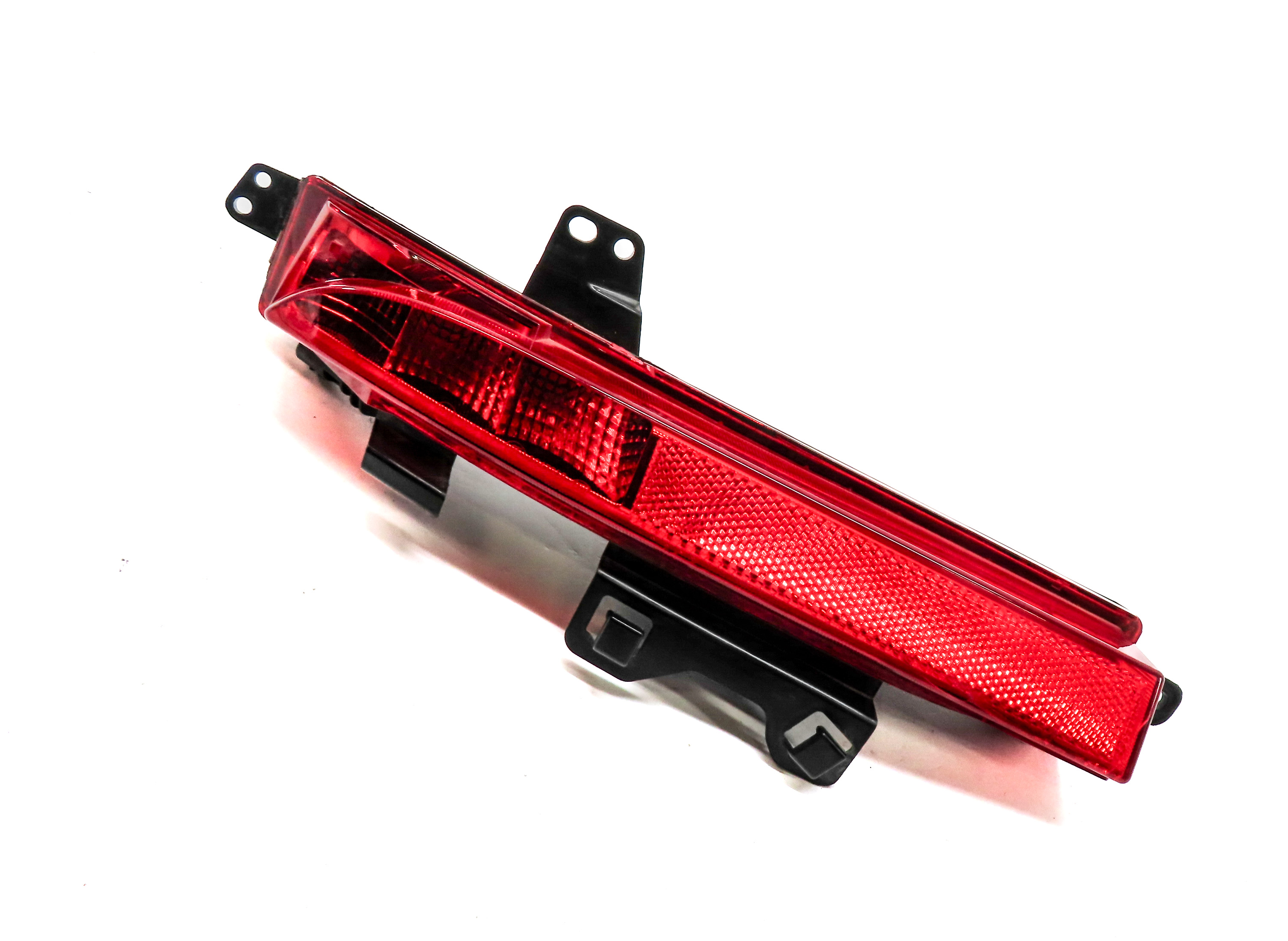 15-19 LAND ROVER DISCOVERY SPORT (L550) LEFT REAR BUMPER TAILLIGHT LIGHT LAMP — exact item pictured