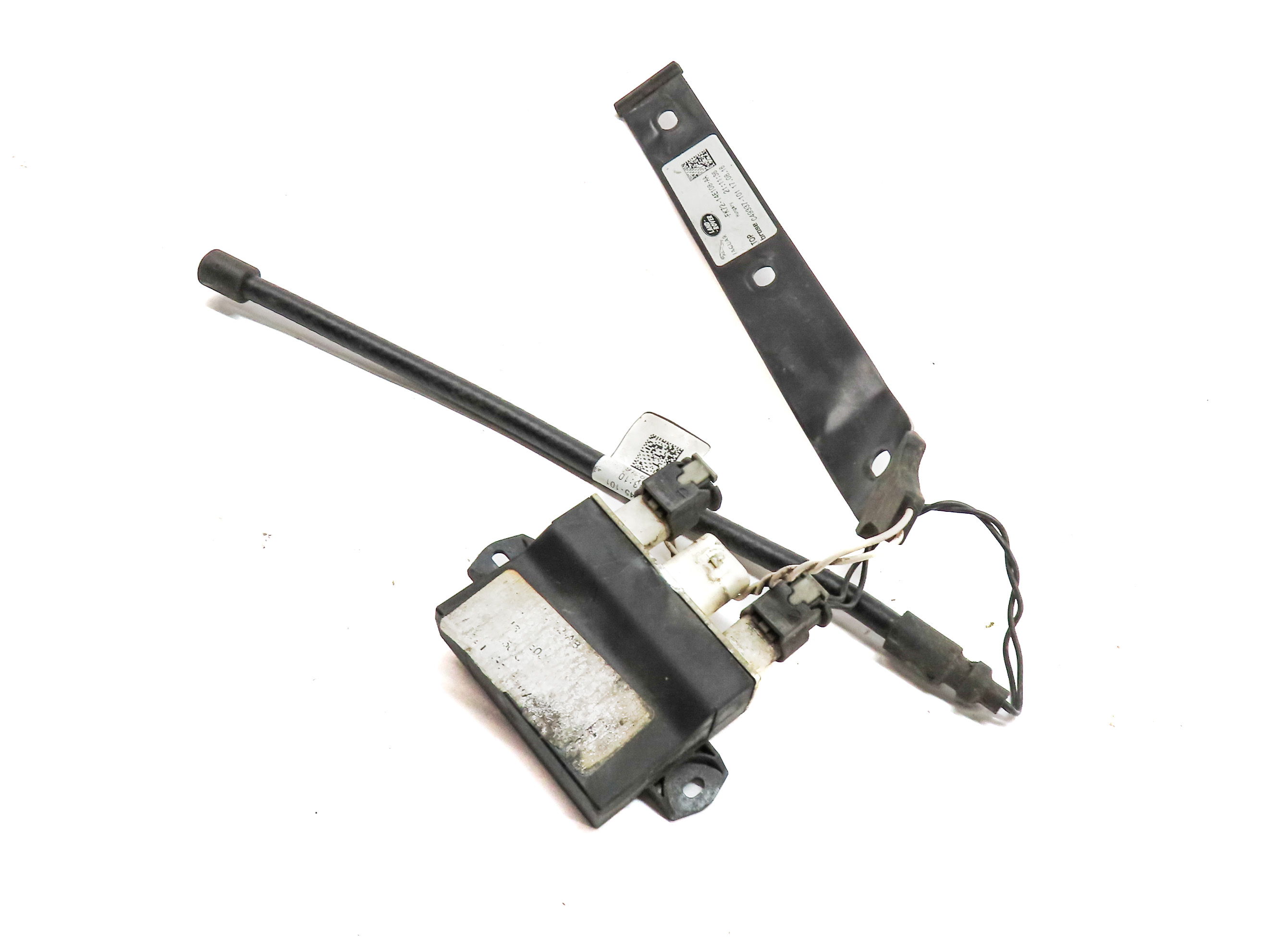 16-19 LAND ROVER DISCOVERY SPORT (L550) LIFTGATE SMART OPENER MODULE w/ ANTENNA — exact item pictured
