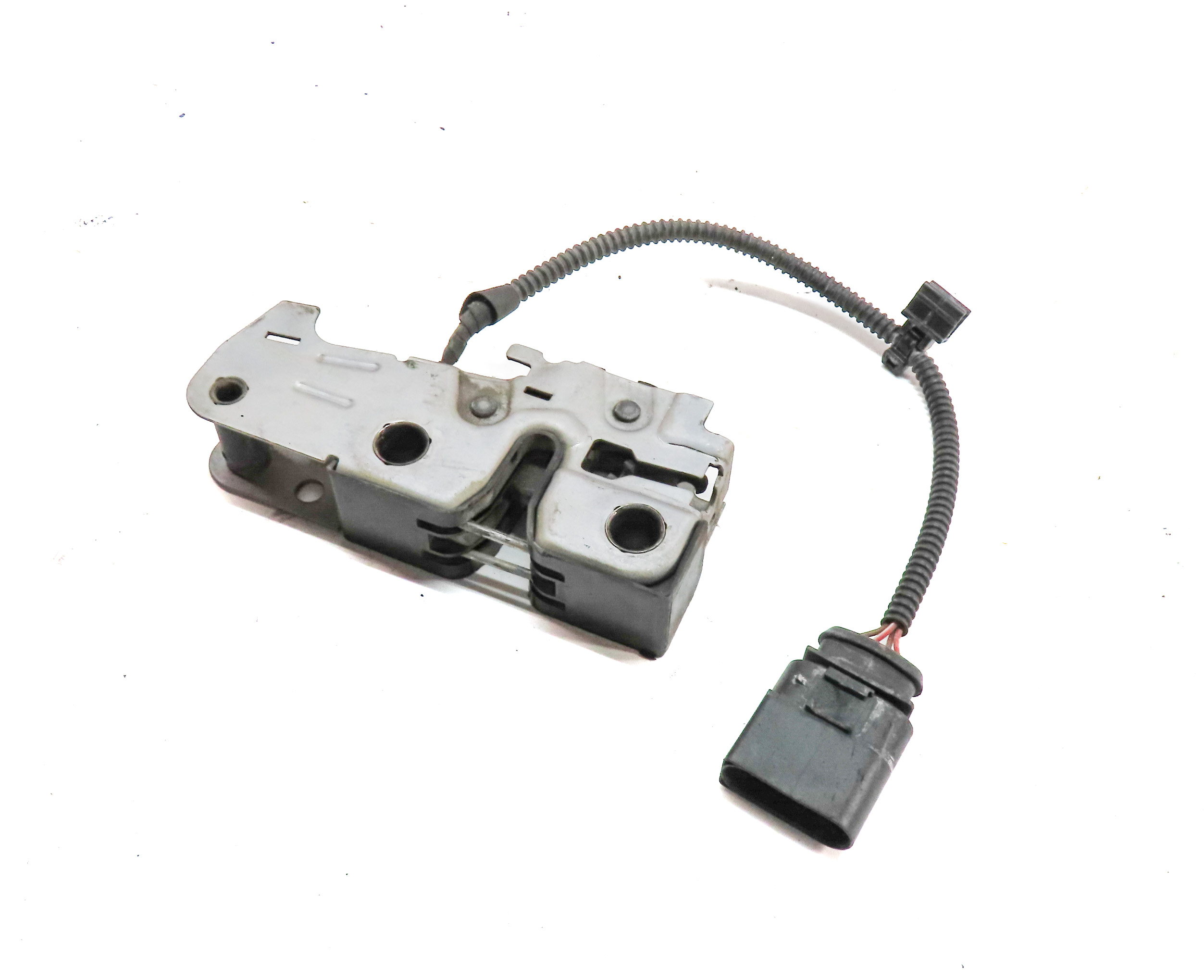 2012 PORSCHE CAYENNE (958) FRONT HOOD BONNET LID LOCK LATCH — exact item pictured