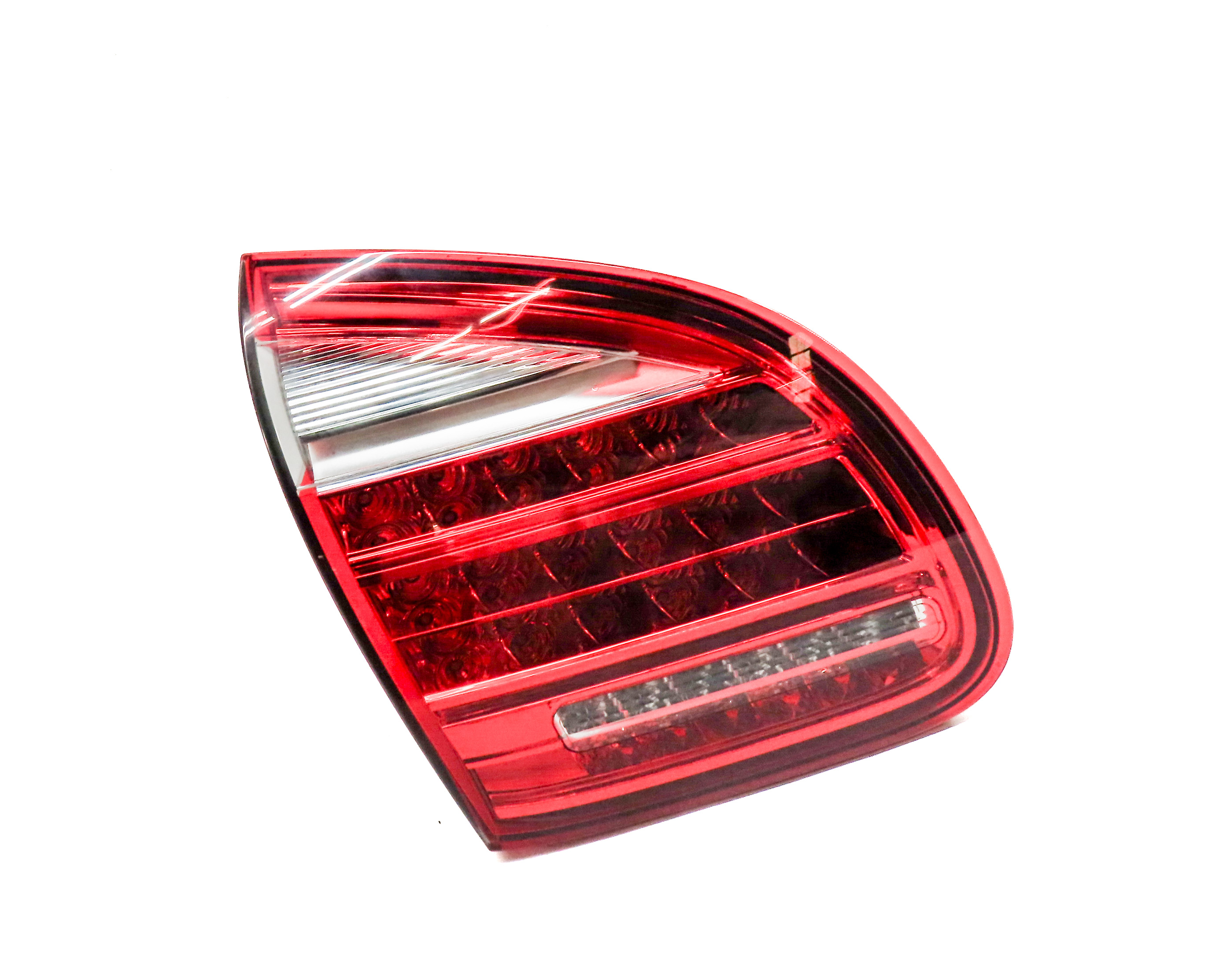 2011-2014 PORSCHE CAYENNE (958) LEFT DRIVER INNER TRUNK TAILLIGHT LIGHT LAMP — exact item pictured