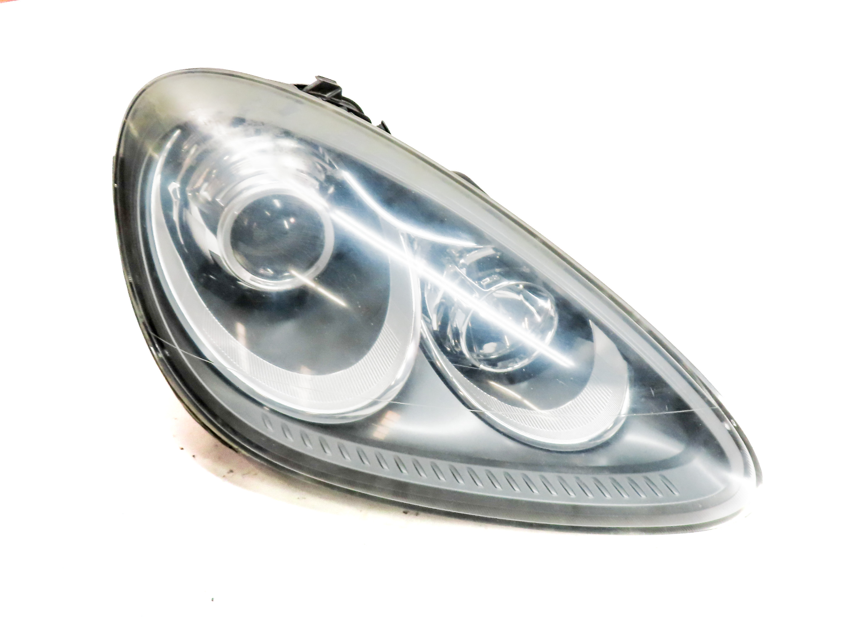 2011-2014 PORSCHE CAYENNE (958) FRONT RIGHT PASSENGER HALOGEN HEADLIGHT LAMP — exact item pictured