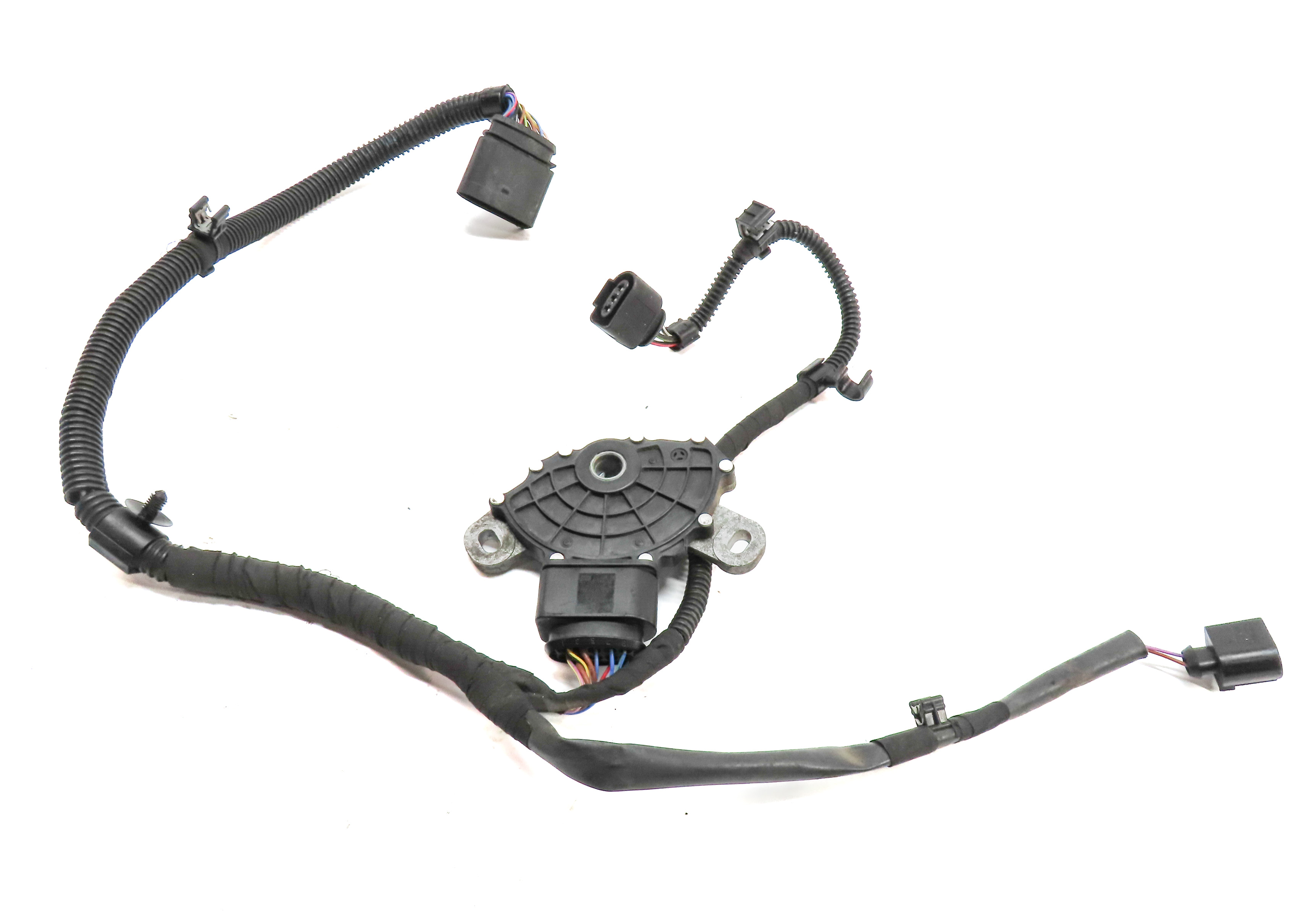 11 PORSCHE CAYENNE (958) AUTOMATIC TRANSMISSION NEUTRAL SAFETY SWITCH w/HARNESS — exact item pictured