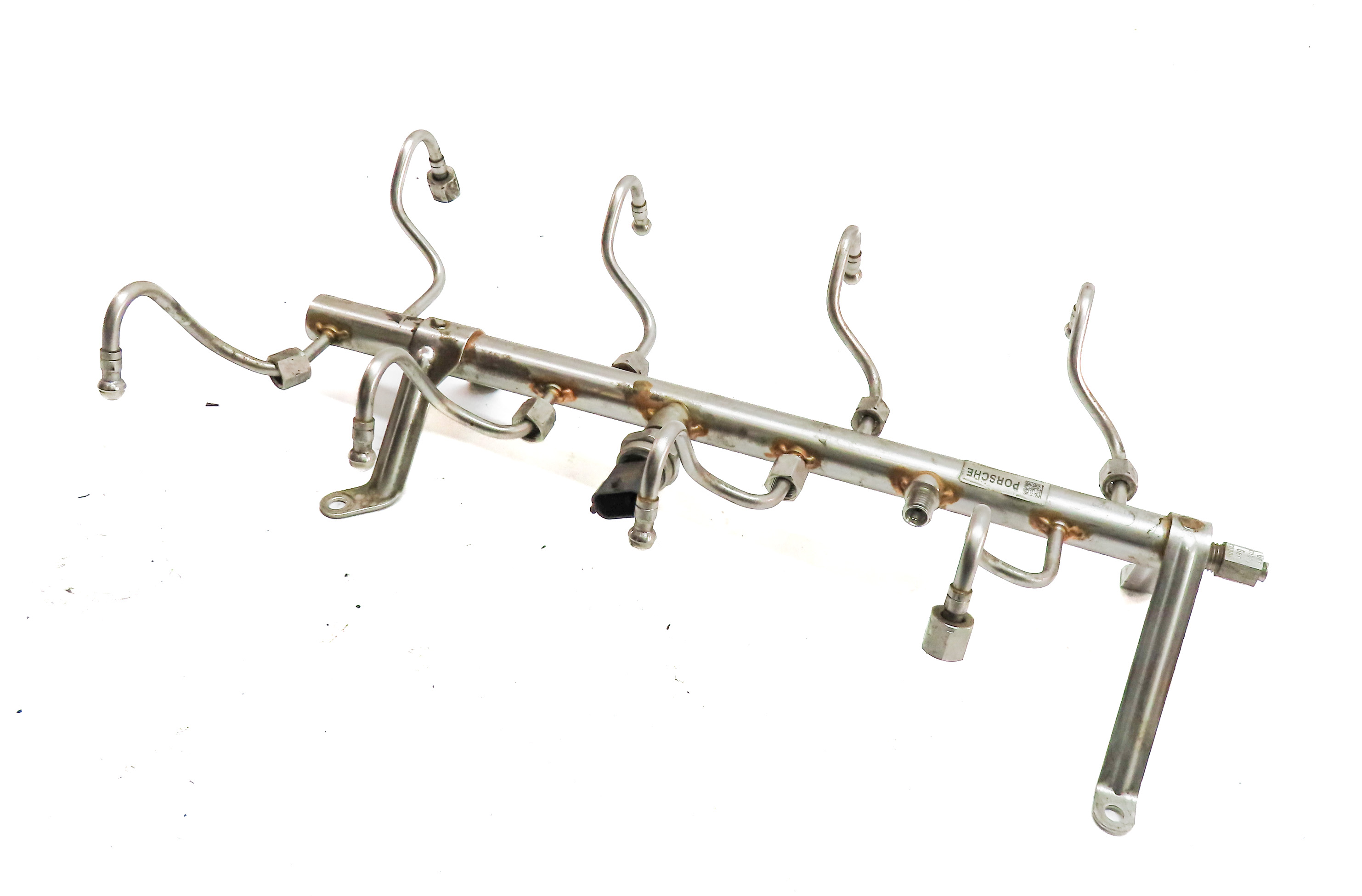 11 PORSCHE CAYENNE 958 4.8L M48.02 NON TURBO ENGINE FUEL INJECTOR RAIL w/ LINES — exact item pictured