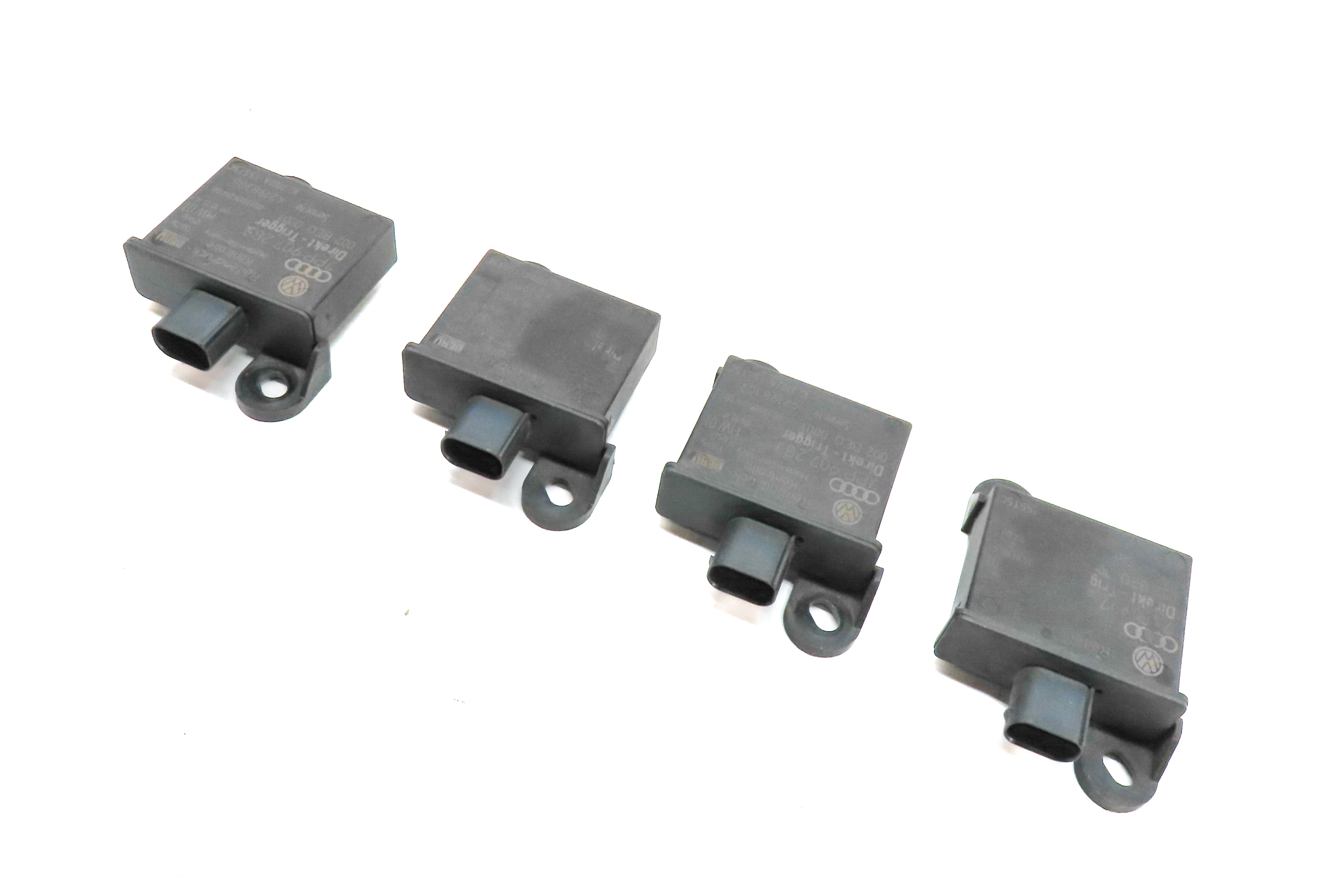 2011 PORSCHE CAYENNE (958) TIRE PRESSURE MONITOR TPMS ANTENNA TRANSMITTER SET/4 — exact item pictured