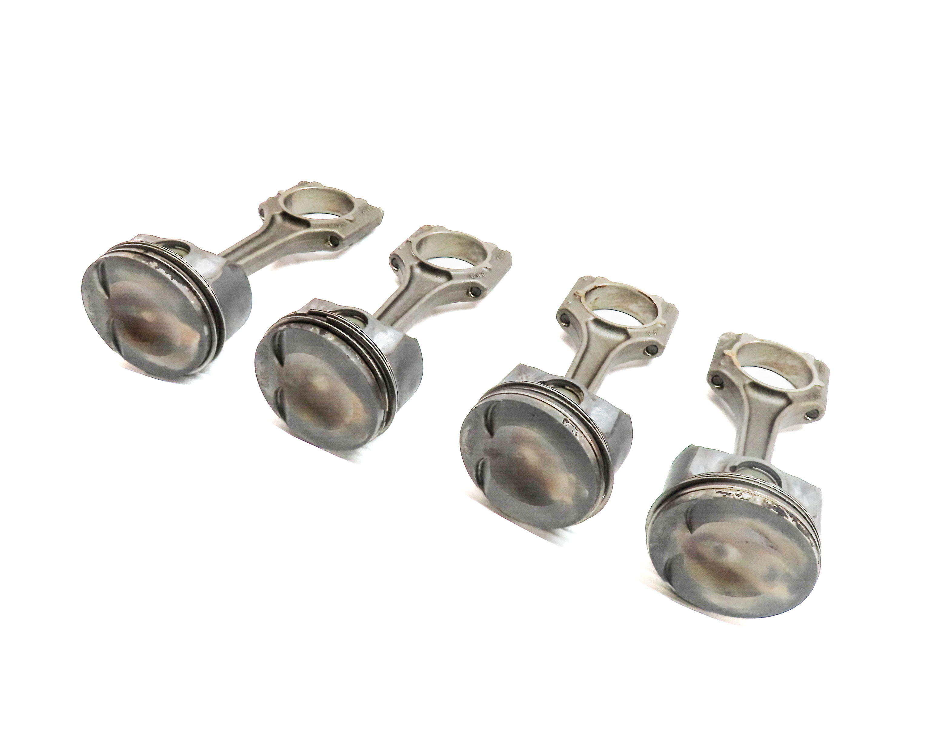 11-18 VW AUDI - A3 A4 A5 A6 Q5 TT BEETLE JETTA TIGUAN 2.0L TURBO PISTON SET/4 — exact item pictured