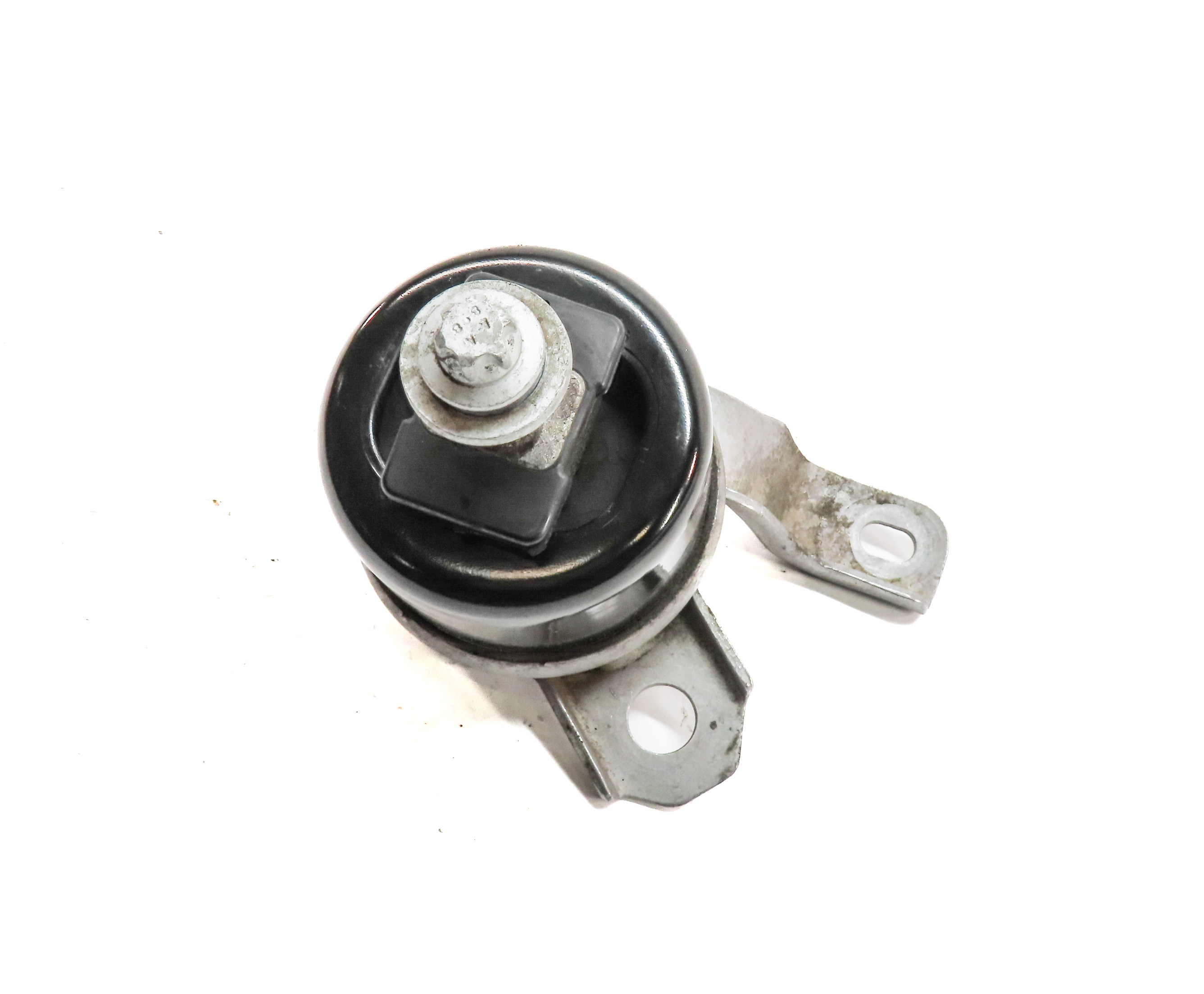 2016 LAND ROVER DISCOVERY SPORT (L550) 2.0L ROUND ENGINE MOTOR SUPPORT MOUNT — exact item pictured