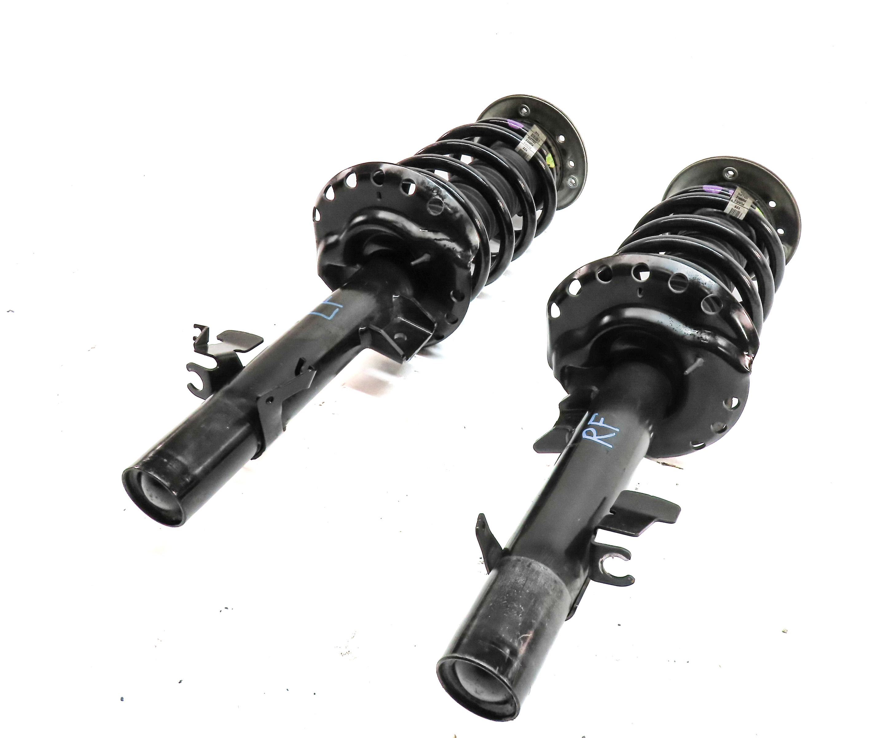 15-19 ROVER DISCOVERY SPORT L550 FRONT LEFT RIGHT SUSPENSION SHOCK STRUT SET 2 — exact item pictured