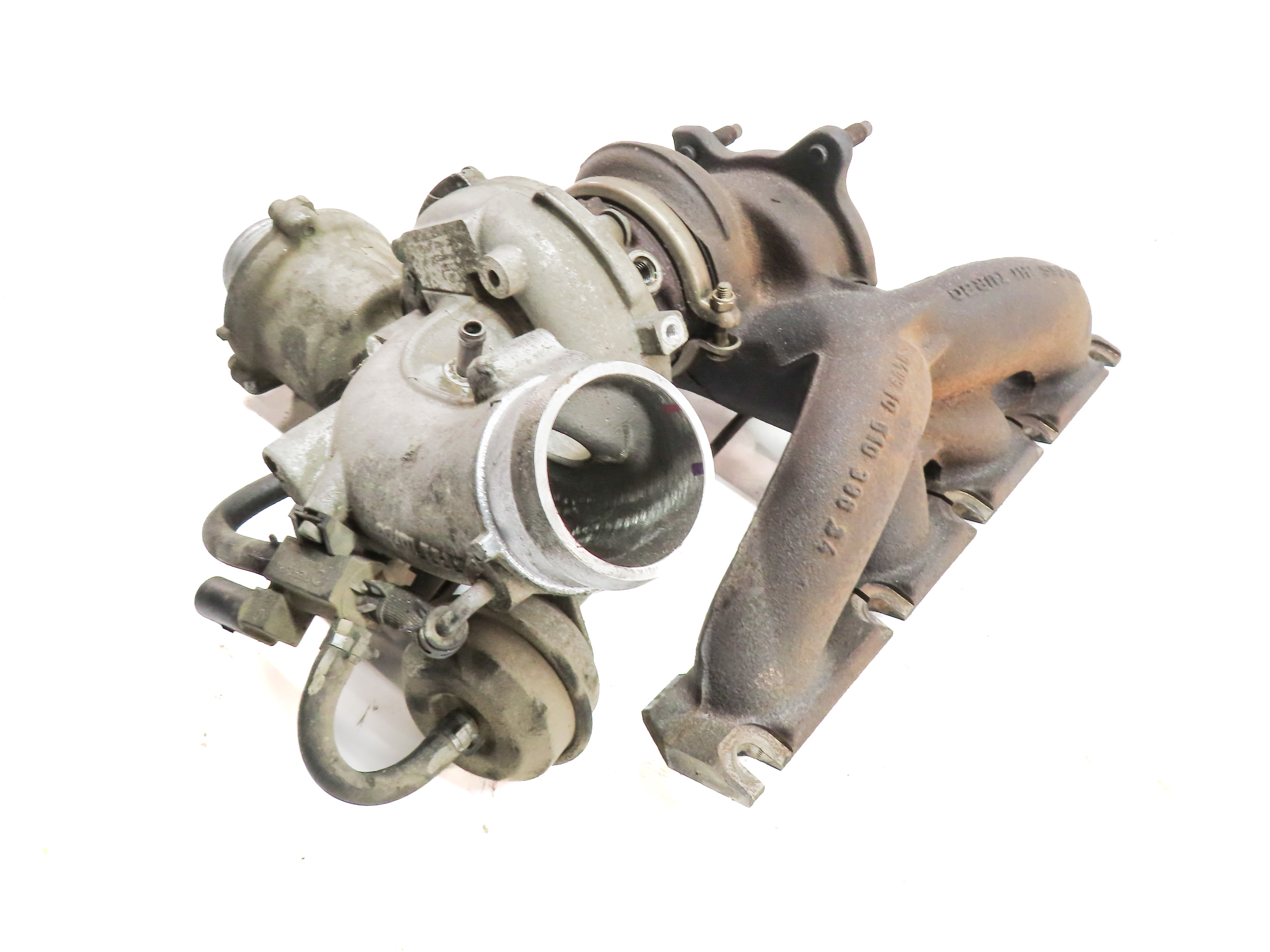 2009-2012 AUDI A4 A5 Q5 (B8 8K 8T 8R) 2.0T TURBO ENGINE TURBOCHARGER w/ MANIFOLD — exact item pictured