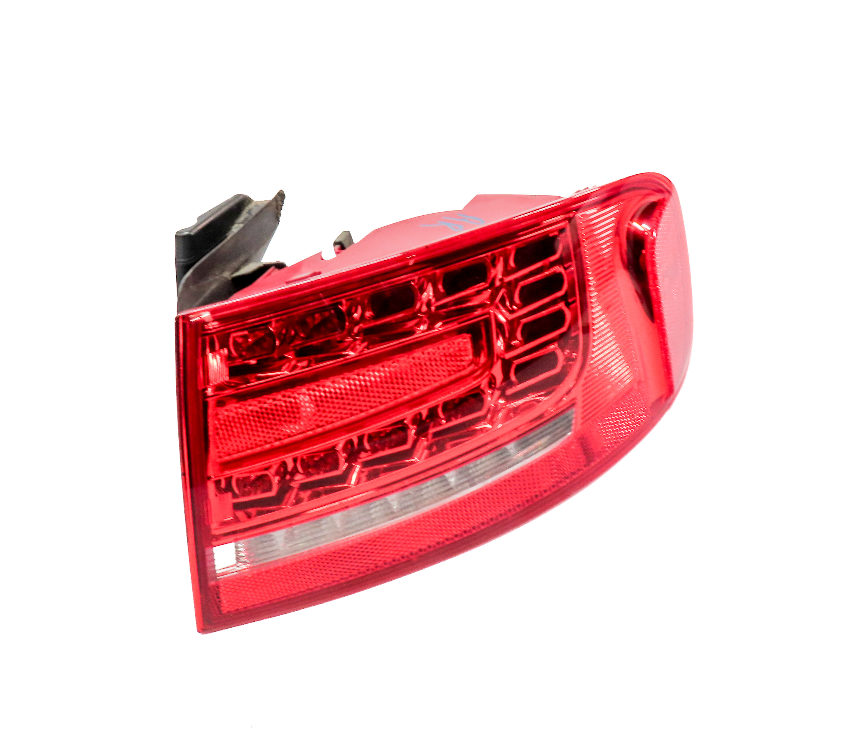 10-12 AUDI A4 S4 B8 8K REAR RIGHT PASSENGER OUTER TAILLIGHT BRAKE LIGHT LAMP LED — exact item pictured