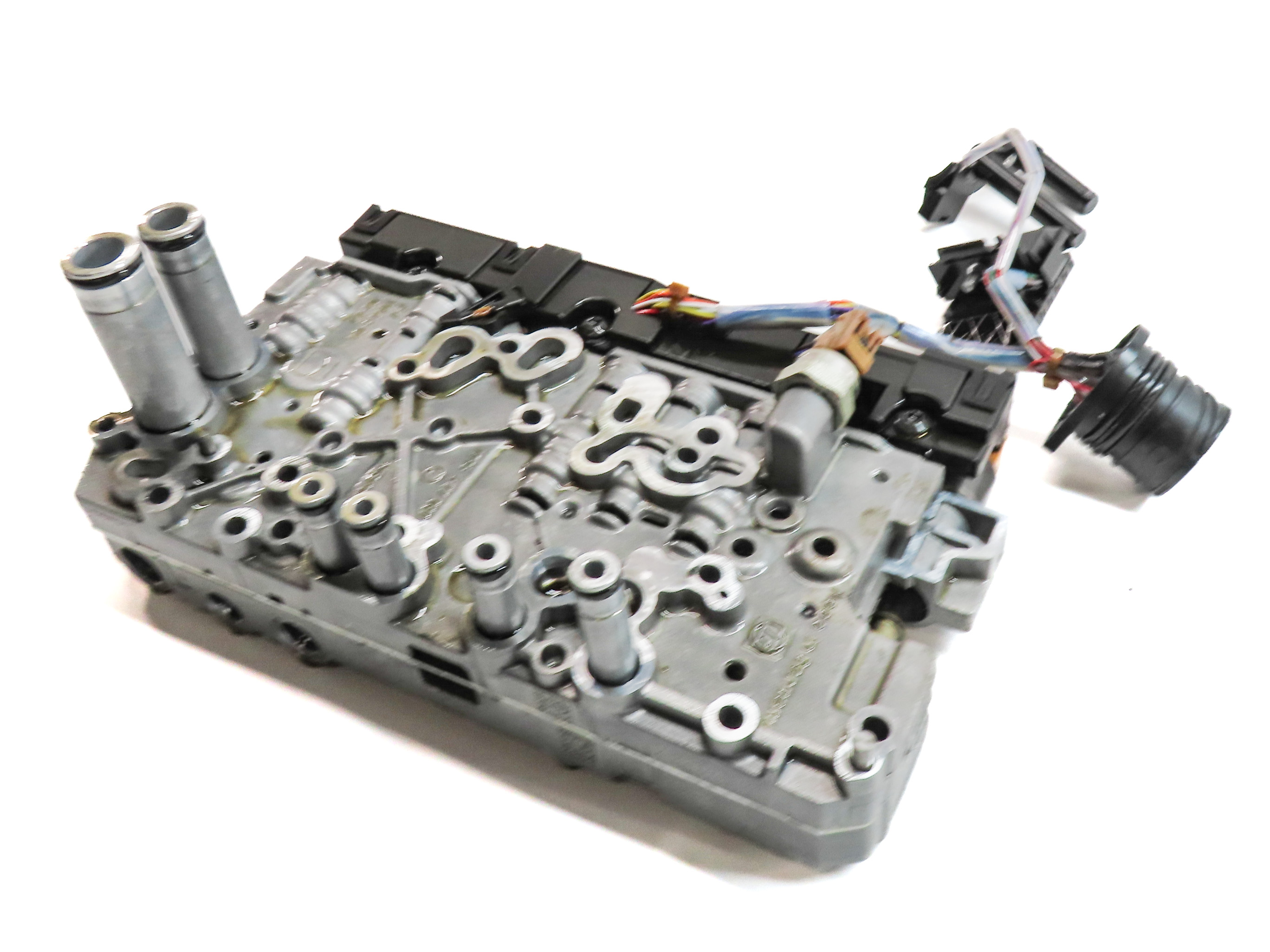 2014-2017 EVOQUE DISCOVERY SPORT (L538 L550) 9HP-48 AUTO TRANSMISSION VALVE BODY — exact item pictured