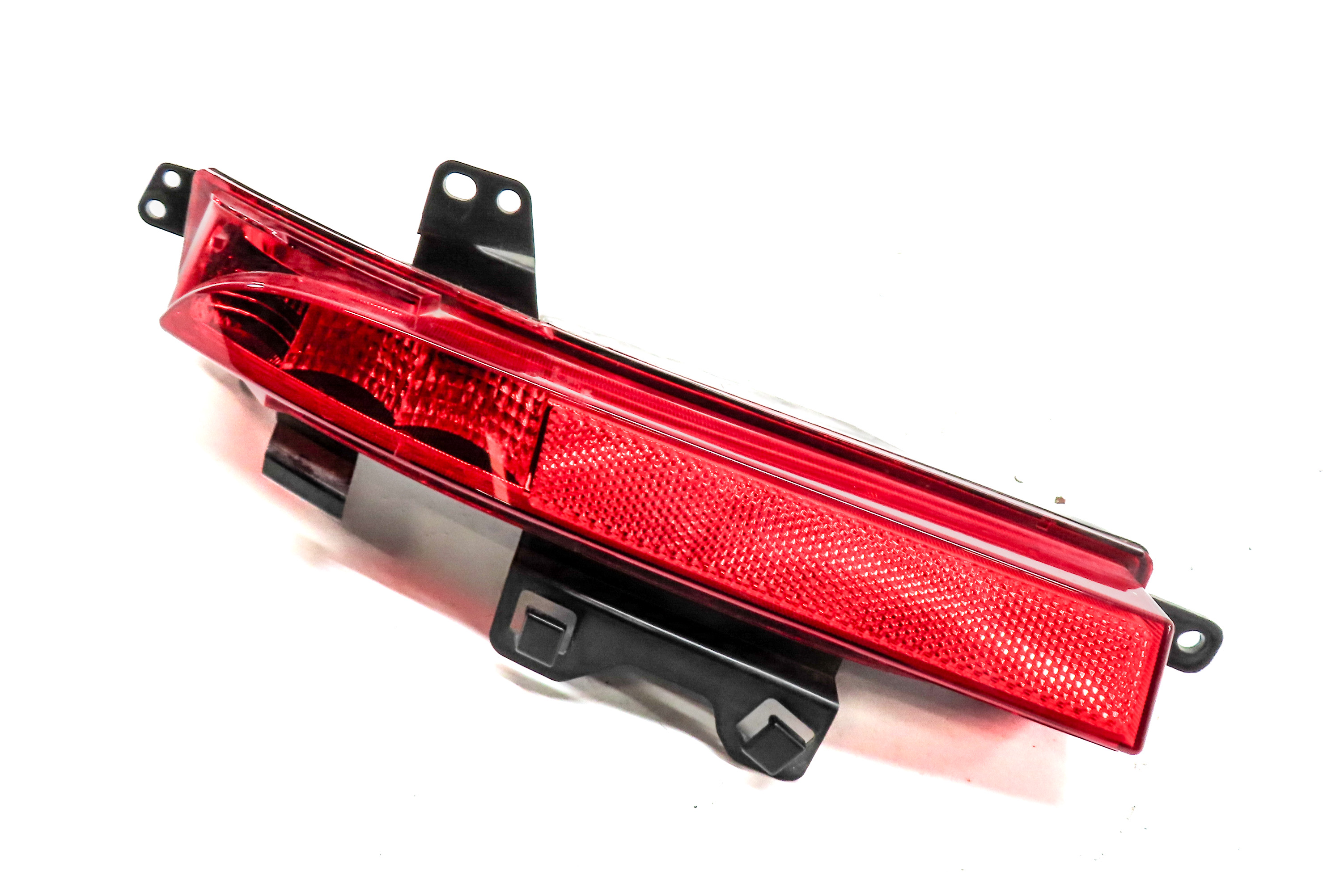 15-19 LAND ROVER DISCOVERY SPORT (L550) LEFT REAR BUMPER TAILLIGHT LIGHT LAMP — exact item pictured