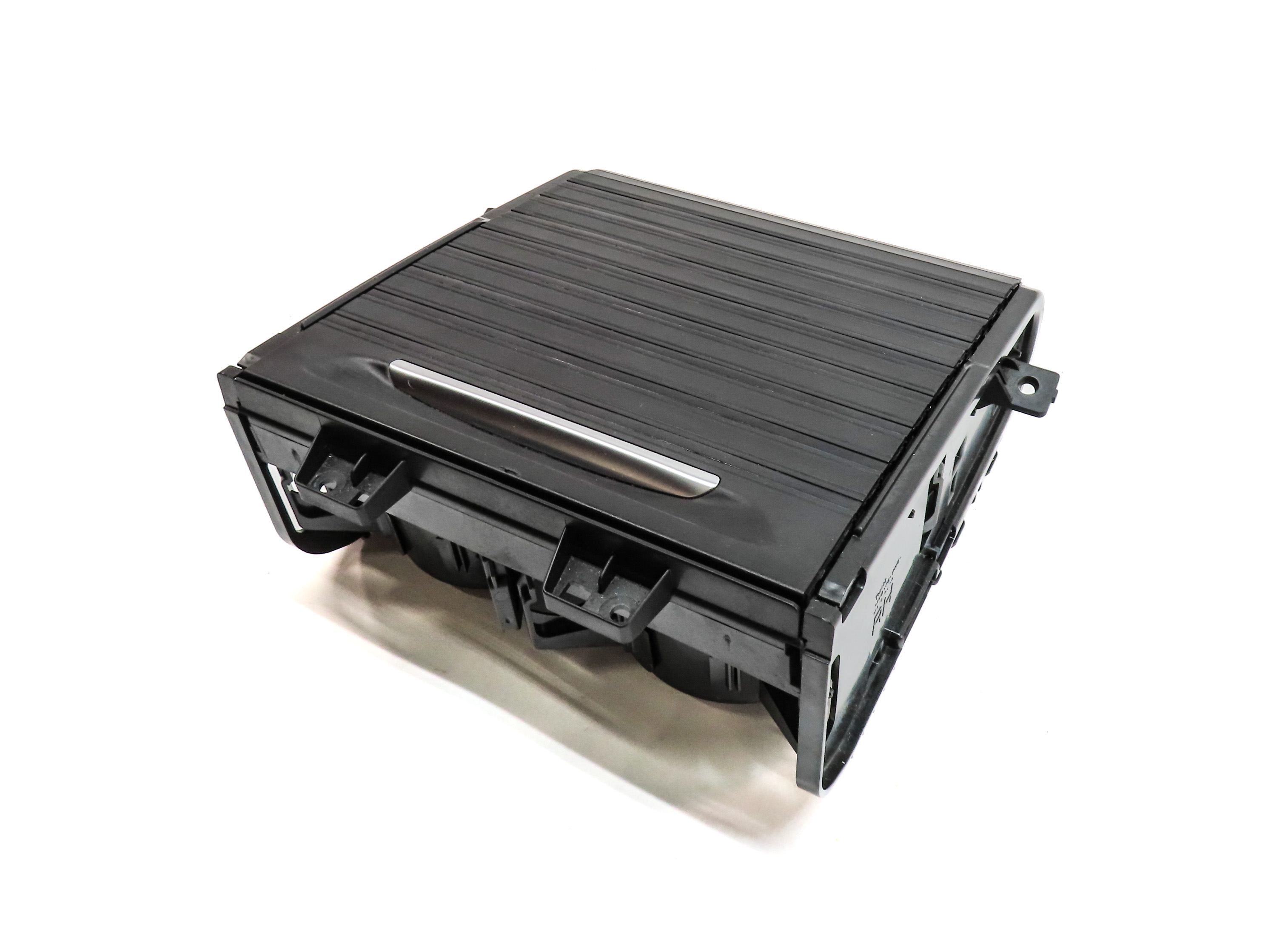 2016 BMW X5 (F15) FRONT CENTER CONSOLE DUAL CUPHOLDER w/ 12V POWER OUTLET — exact item pictured