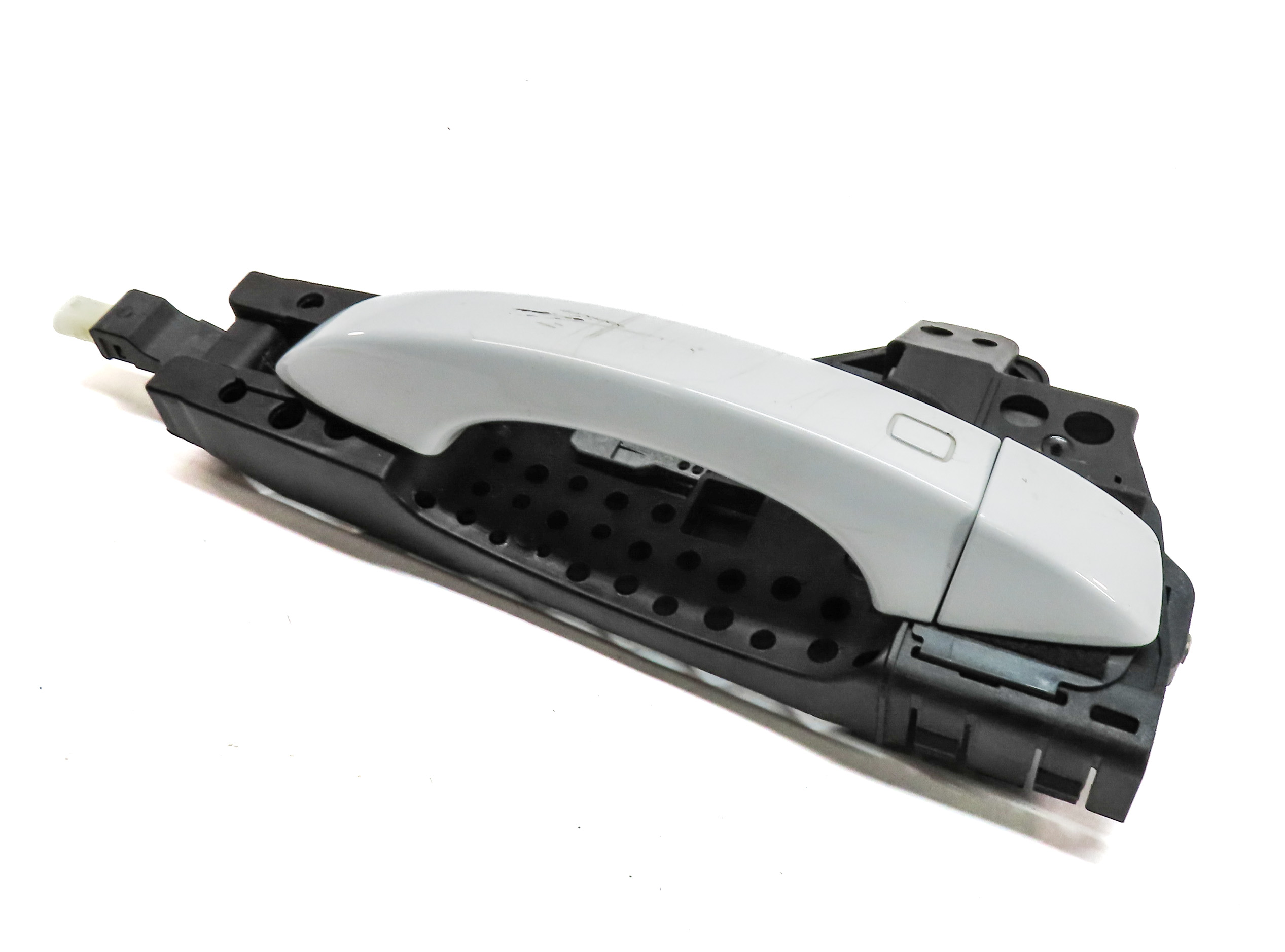 2017-2020 AUDI Q7 (4M) FRONT RIGHT PASSENGER KEYLESS DOOR HANDLE (White) — exact item pictured