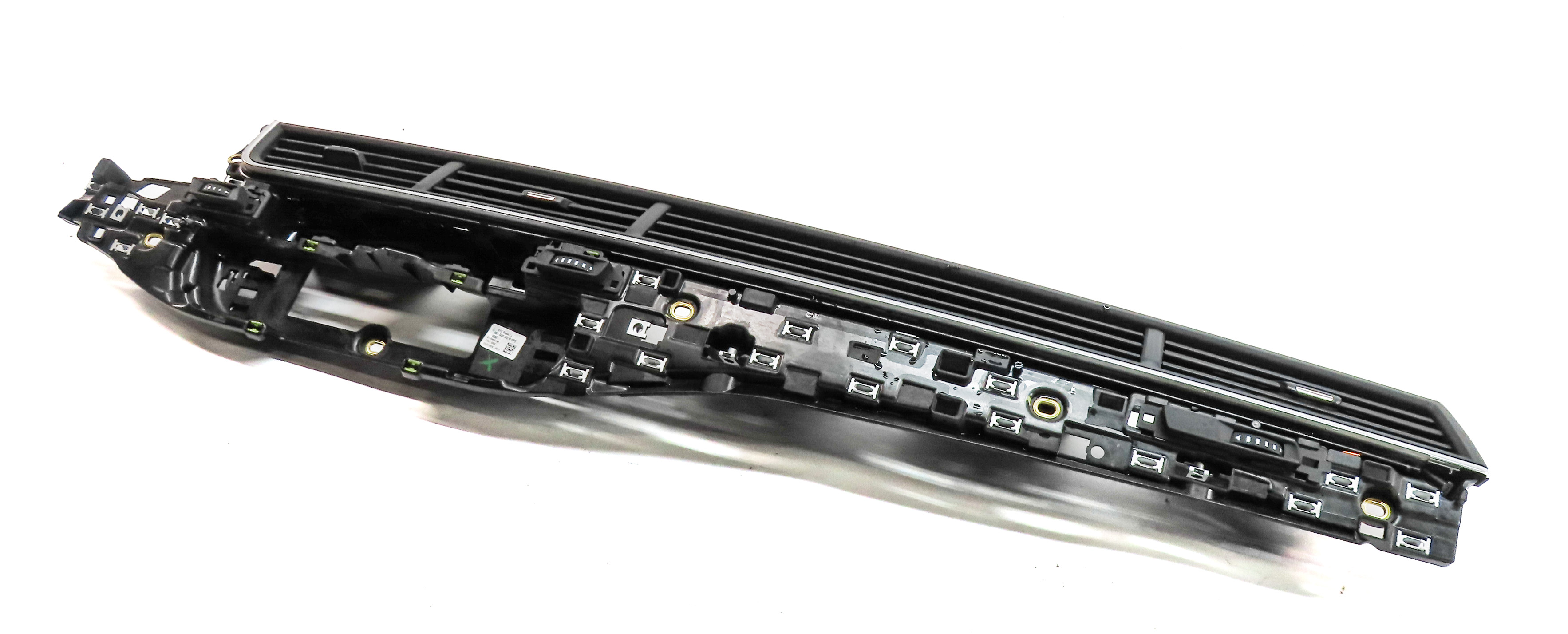 2017 AUDI Q7 (4M) FRONT CENTER DASH HEAT AIR AC HVAC VENT ASSEMBLY (Black) — exact item pictured