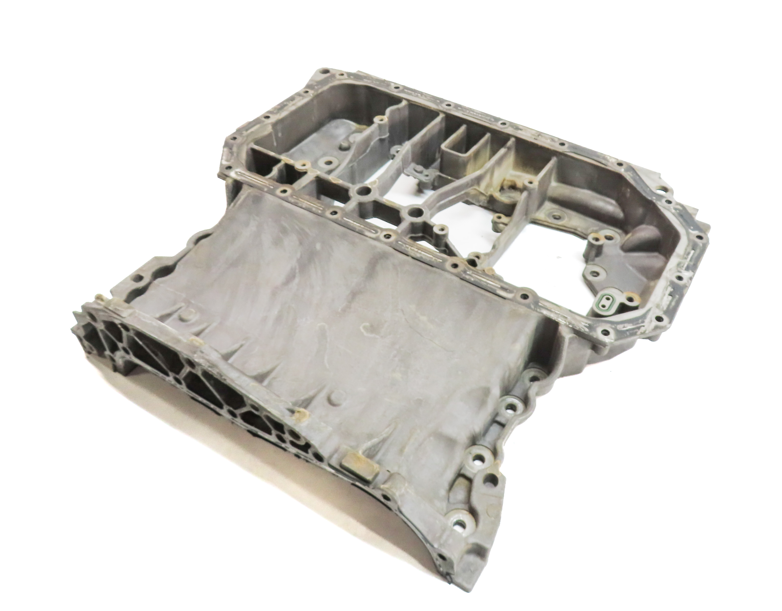 2017-2019 AUDI Q7 (4M) 3.0L SUPER (CREC) UPPER ENGINE MOTOR OIL FLUID PAN — exact item pictured