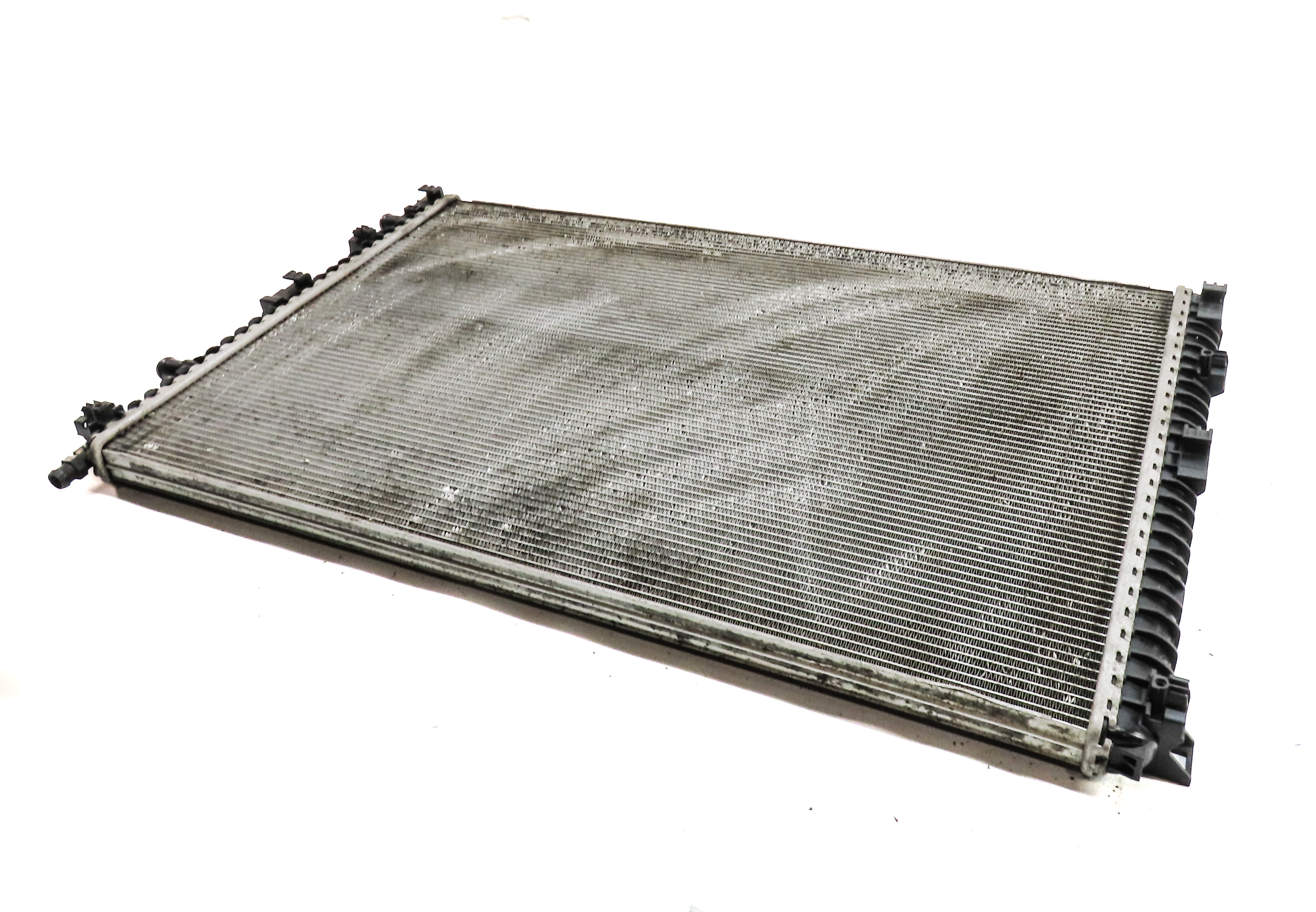 2017-2019 AUDI Q7 (4M) 3.0L SUPERCHARGED ENGINE - CENTER AUXILIARY RADIATOR — exact item pictured