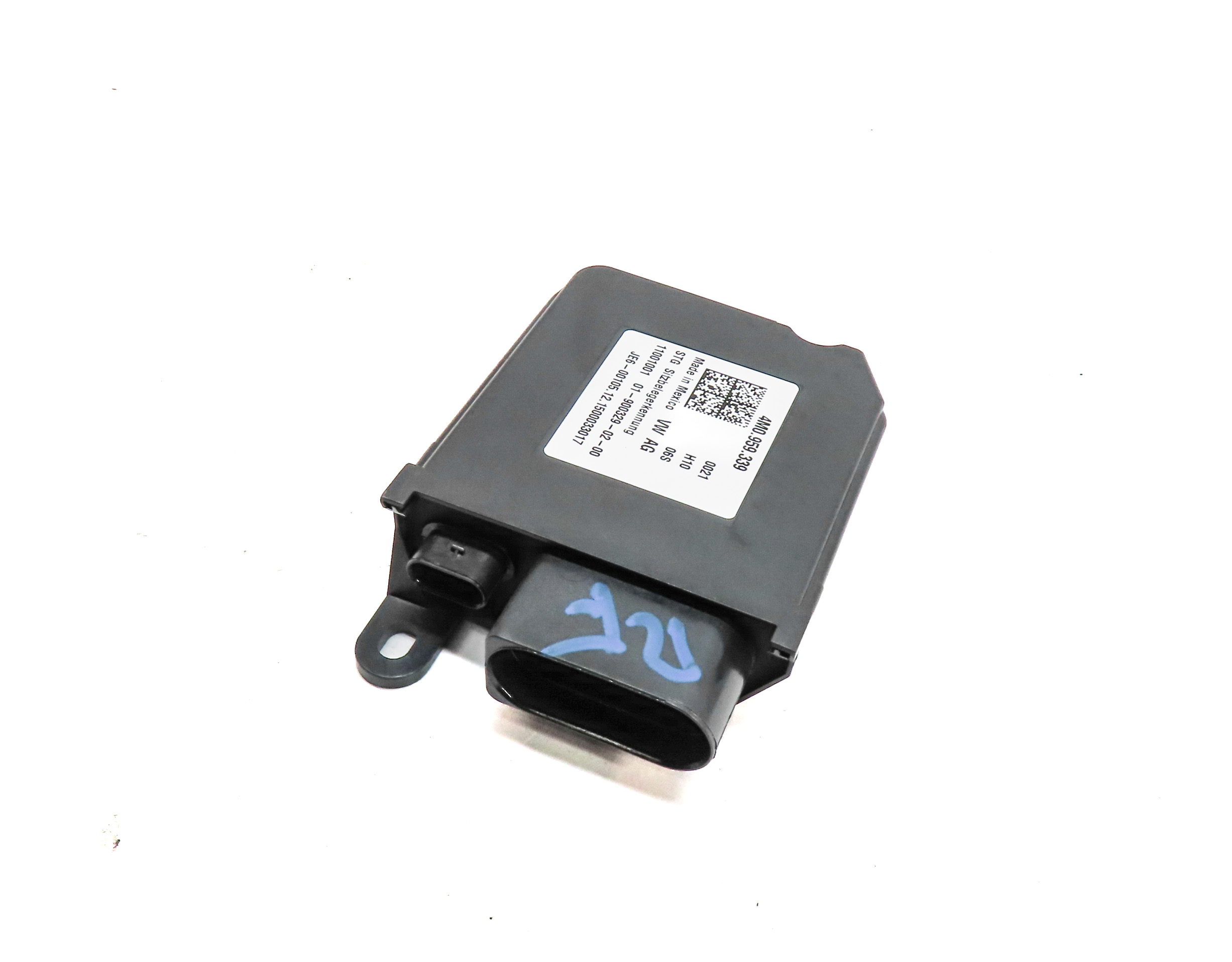 2017 AUDI Q7 (4M) FRONT RIGHT PASSENGER SEAT OCCUPANCY CONTROL MODULE — exact item pictured