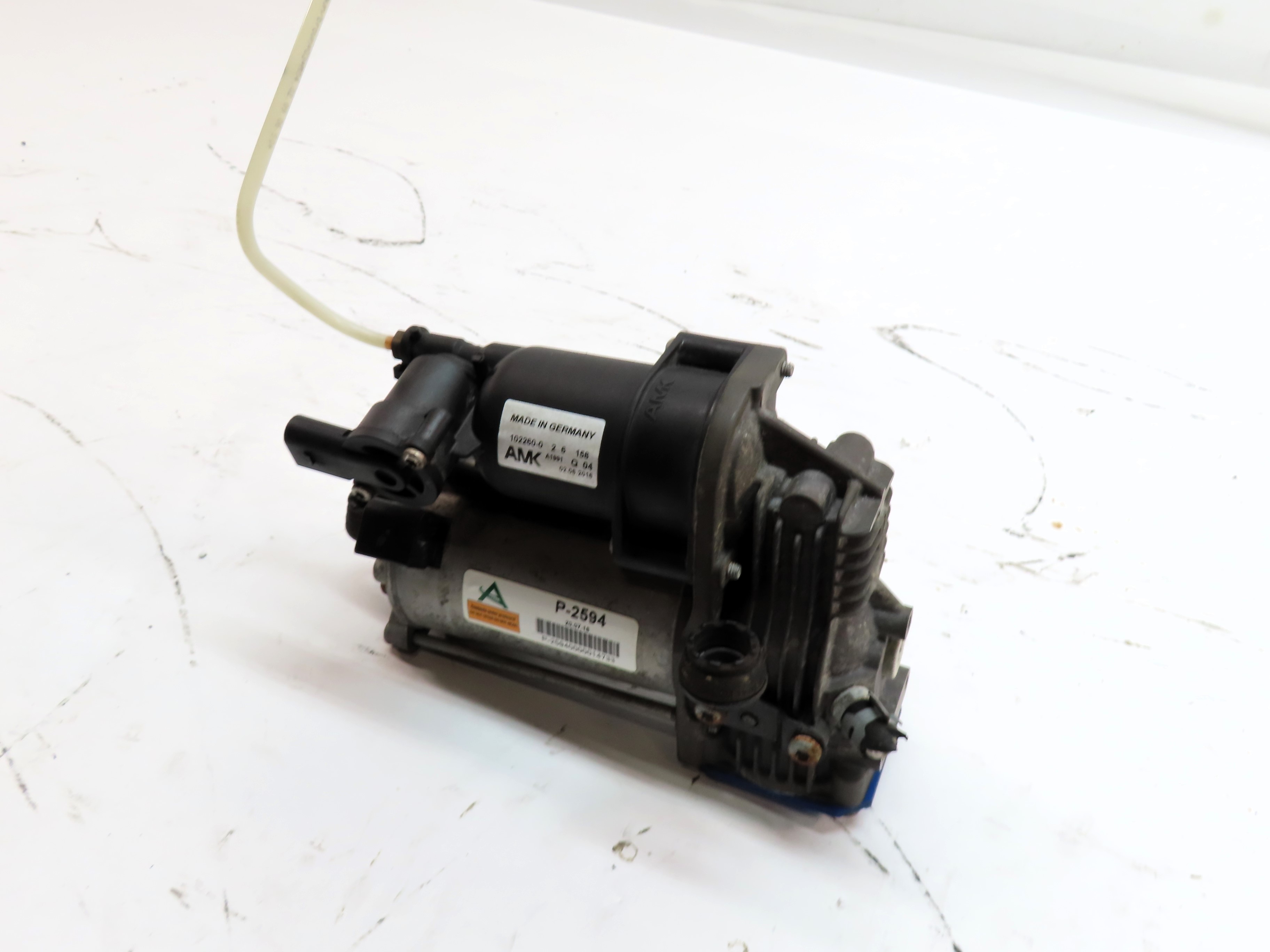 06-11 GL320 GL350 GL450 GL550 ML350 ML500 X164 W164 AIR SUSPENSION COMPRESSOR — exact item pictured
