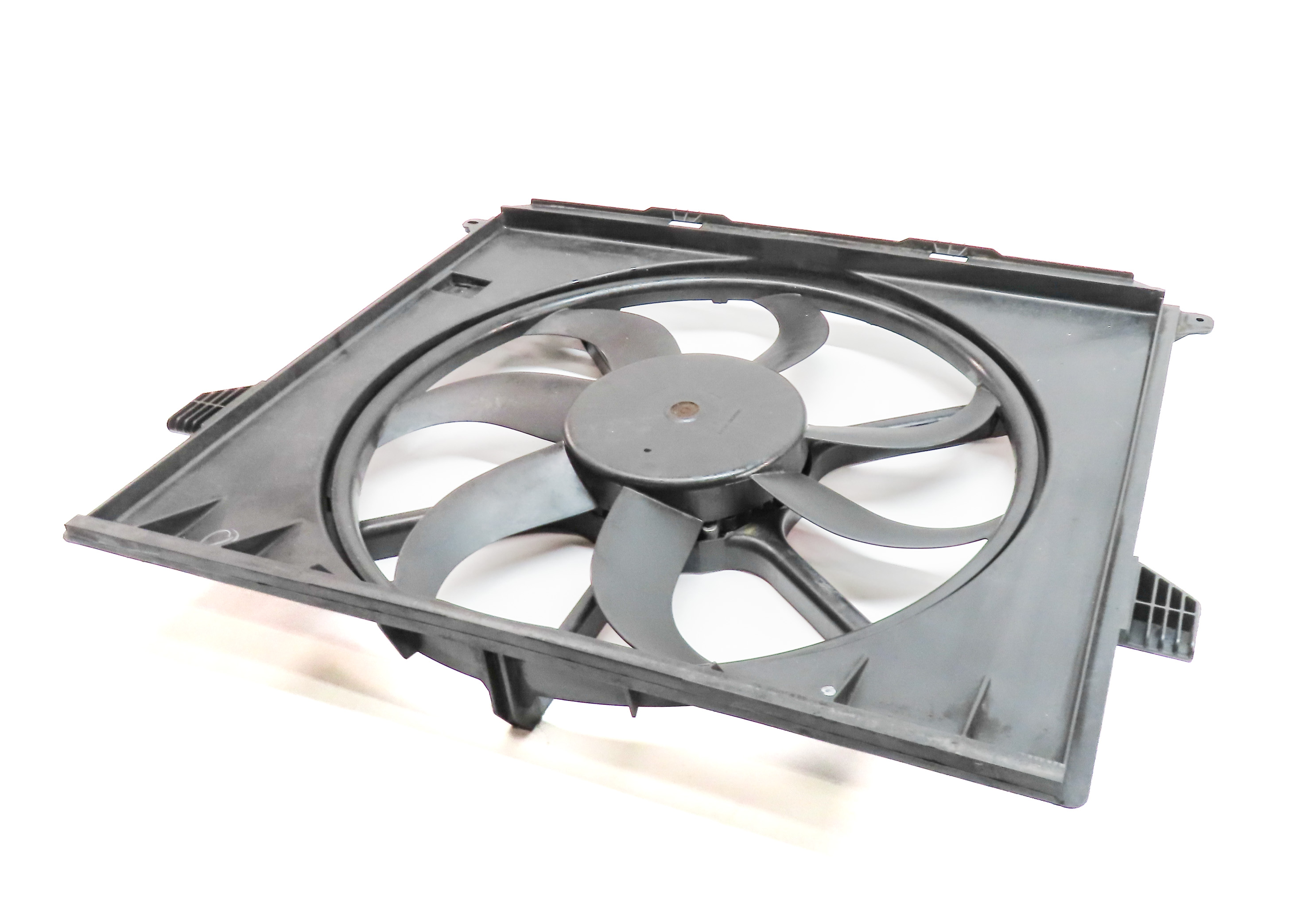 06-13 MERCEDES ML350 ML450 ML500 R320 R350 R550 (W164 W251) RADIATOR COOLING FAN — exact item pictured