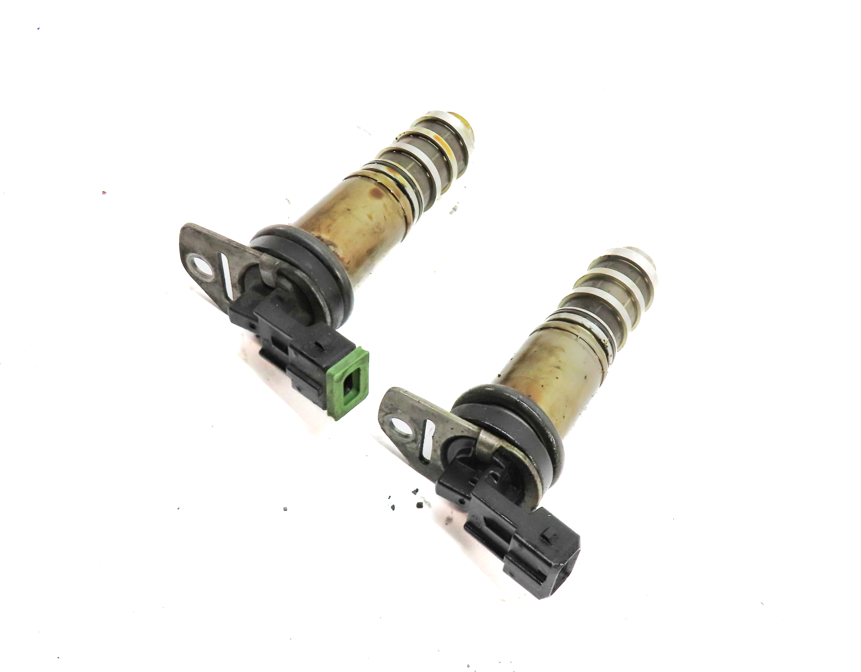 2011 BMW 535I (F10) 3.0L (N55) ENGINE VVT VANOS SOLENOID MODULE SET/2 — exact item pictured