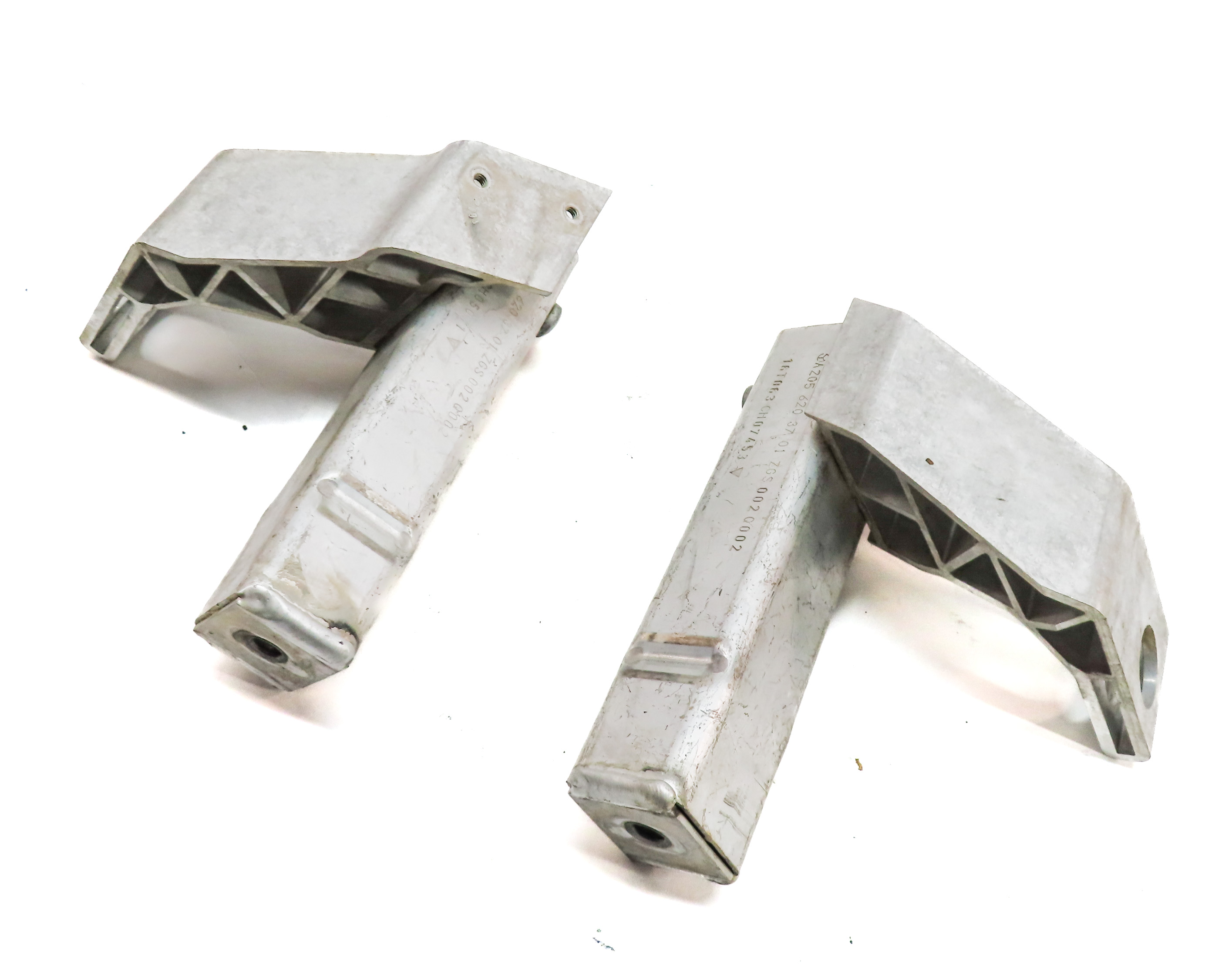 2016 MERCEDES C300 (W205) 2.0L (274.920) ENGINE RADIATOR SUPPORT MOUNT SET/2 — exact item pictured