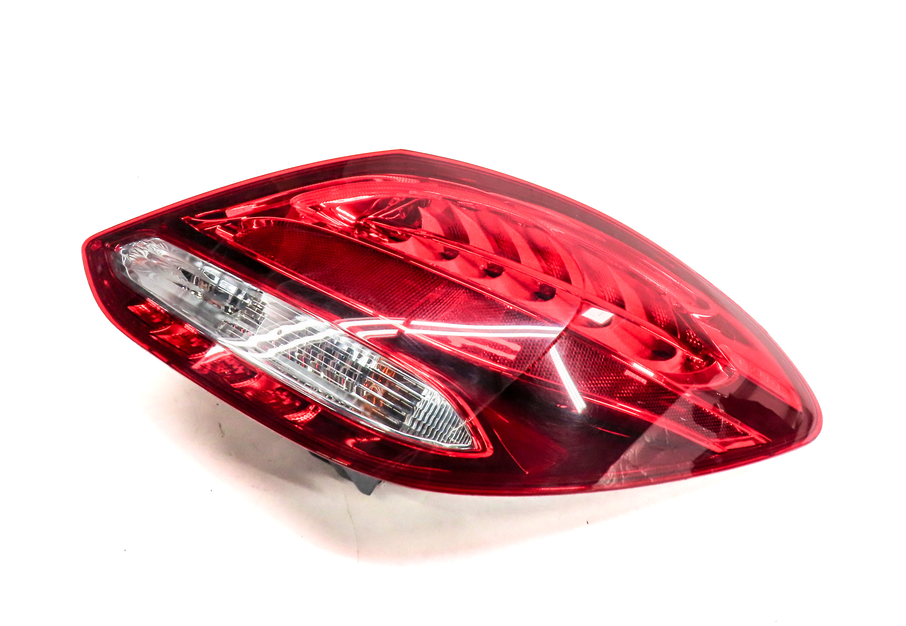 15-17 MERCEDES C-CLASS (W205) REAR RIGHT INCANDESCENT TAILLIGHT BRAKE LIGHT LAMP — exact item pictured
