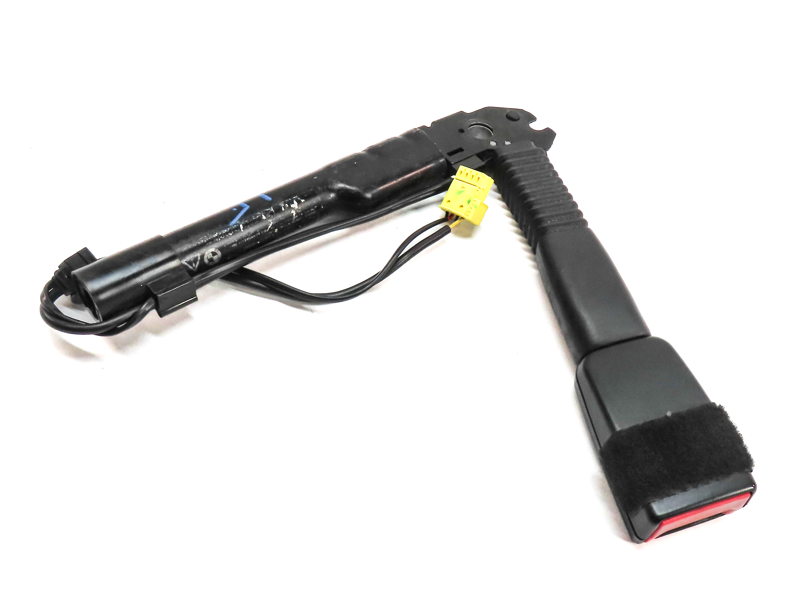 12-19 BMW 4 6 SERIES M4 M6 (F06 F12 F13 F32) LEFT FRONT DRIVER SEATBELT RECEIVER — exact item pictured