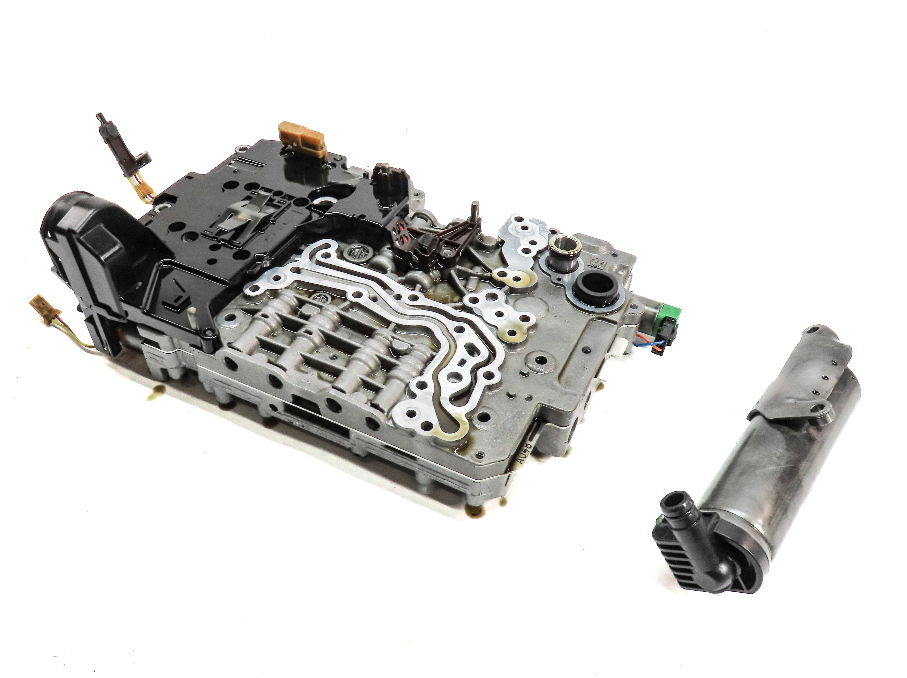 2013-2015 BMW 640i (F06 F12 F13) 3.0L 8HP45Z AUTOMATIC TRANSMISSION VALVE BODY — exact item pictured