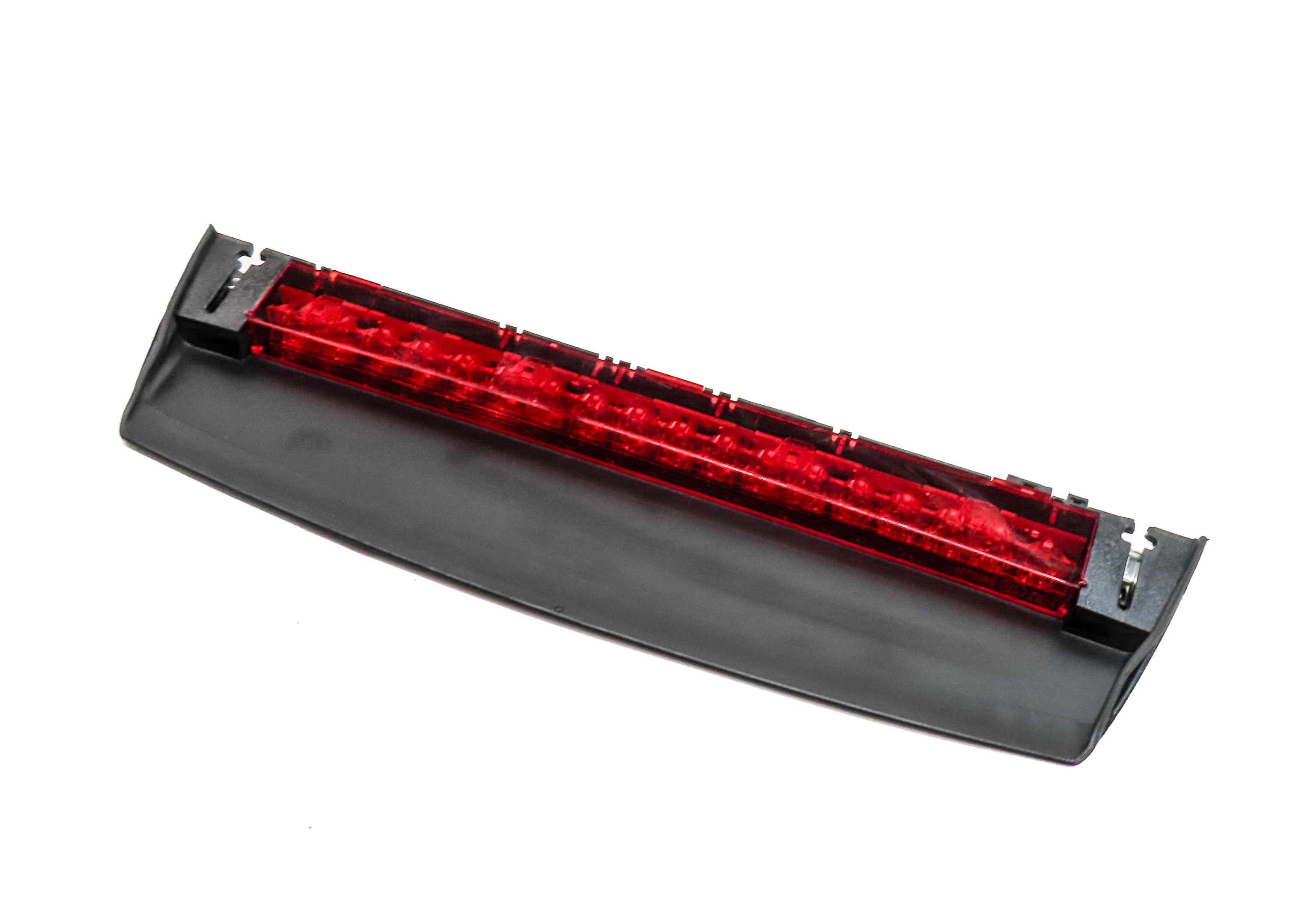 2013 AUDI A6 (C7 4G) REAR UPPER WINDOW THIRD 3RD BRAKE STOP LIGHT LAMP — exact item pictured