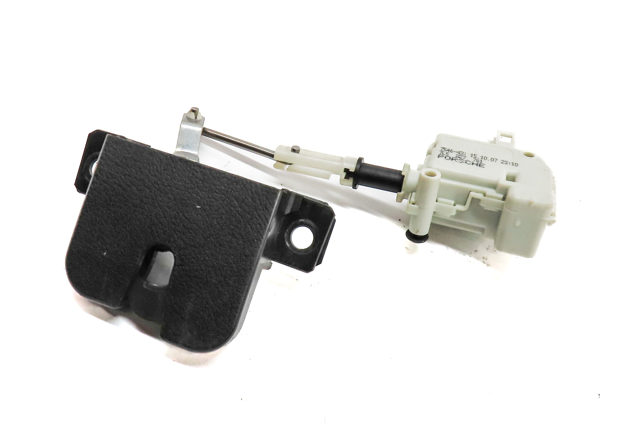 2008 PORSCHE CAYENNE (957) REAR TRUNK LOCK LATCH ACTUATOR STRIKER PLATE — exact item pictured