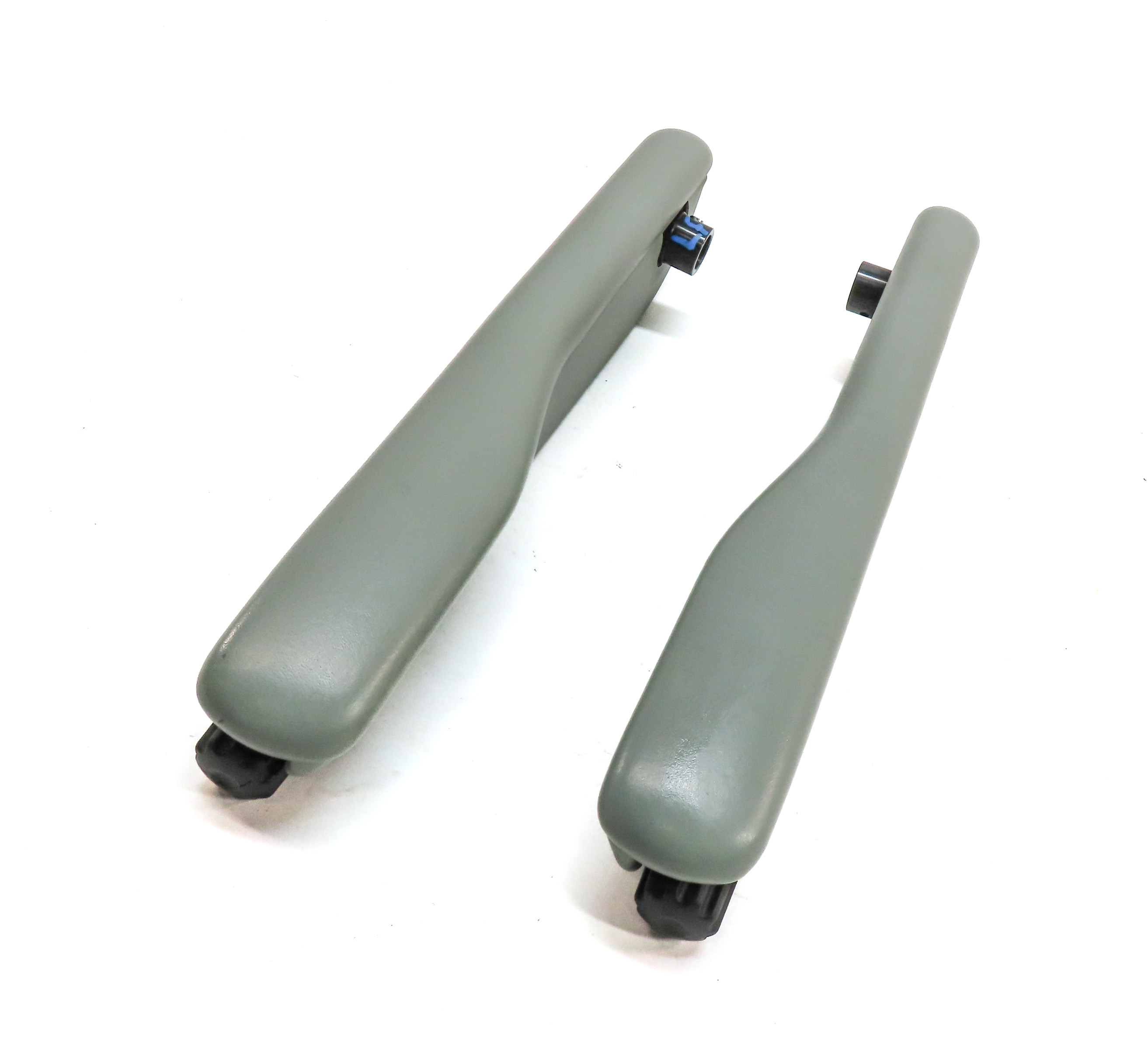 17-20 LAND ROVER DISCOVERY L462 FRONT LEFT & RIGHT SEAT ARM REST SET/2 (Glacier) — exact item pictured
