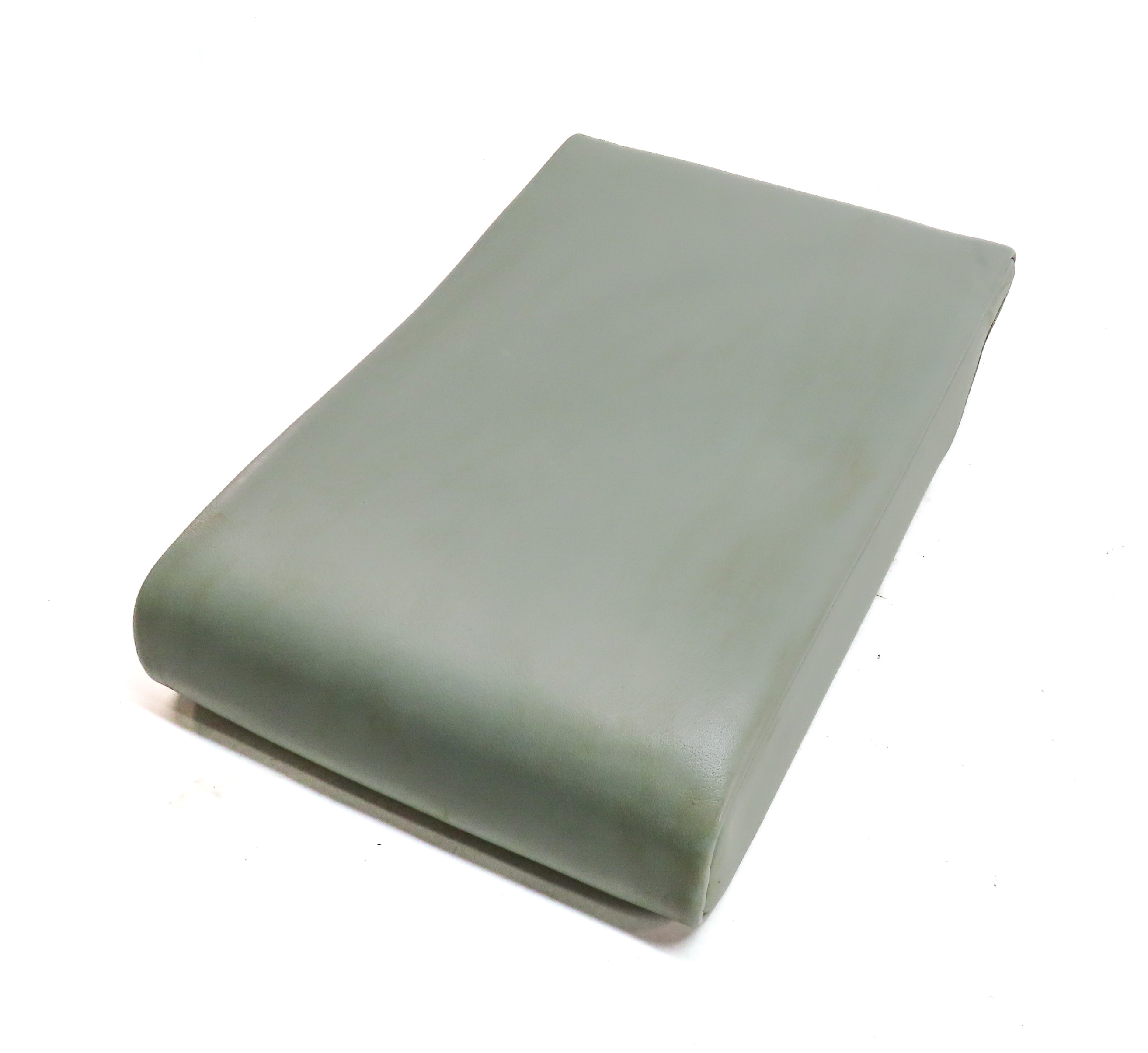 17-20 LAND ROVER DISCOVERY L462 2ND ROW CENTER SEAT ARMREST w/CUPHOLDER(Glacier) — exact item pictured
