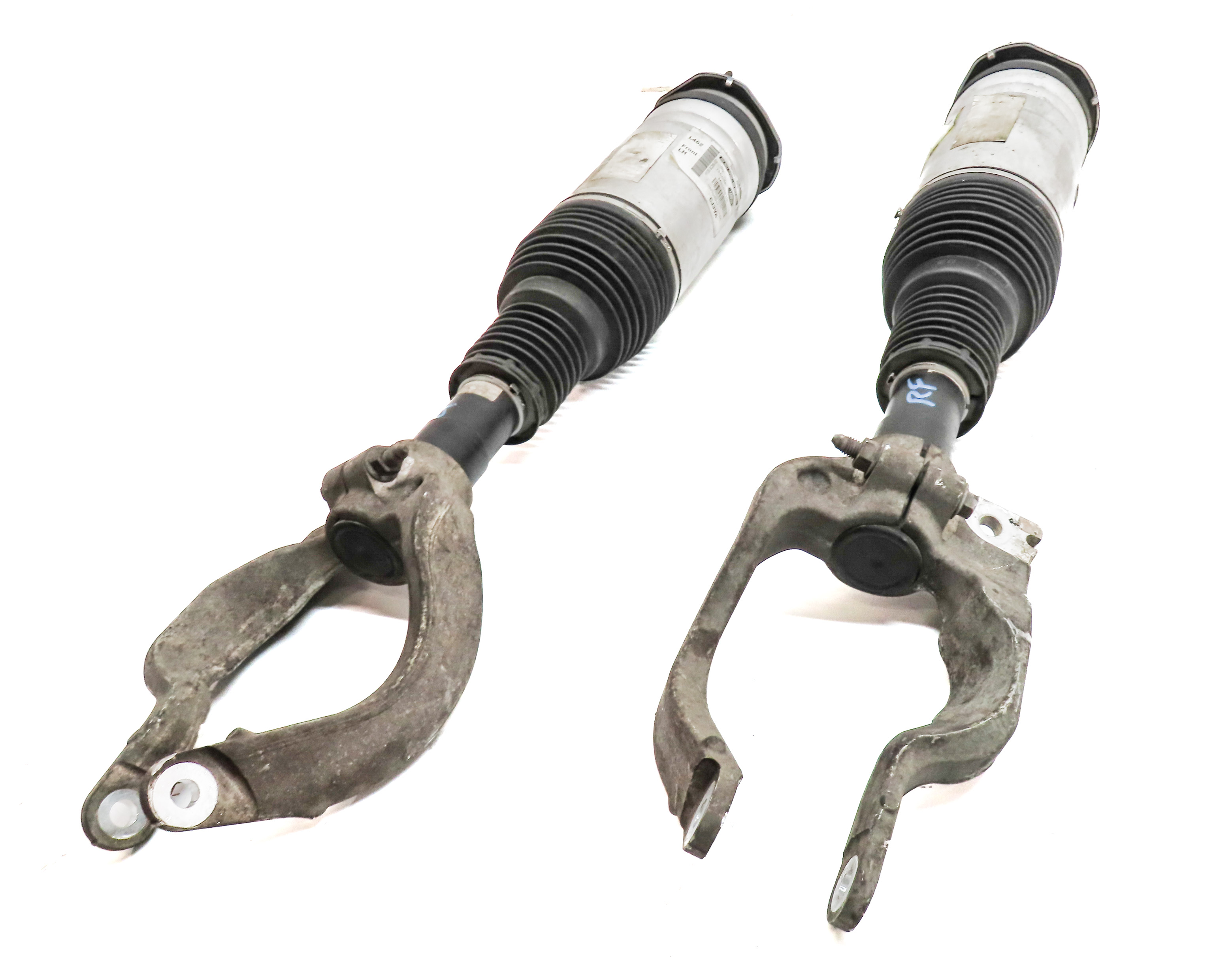 17-18 ROVER DISCOVERY (L462) FRONT LEFT & RIGHT AIR SUSPENSION SHOCK STRUT SET/2 — exact item pictured