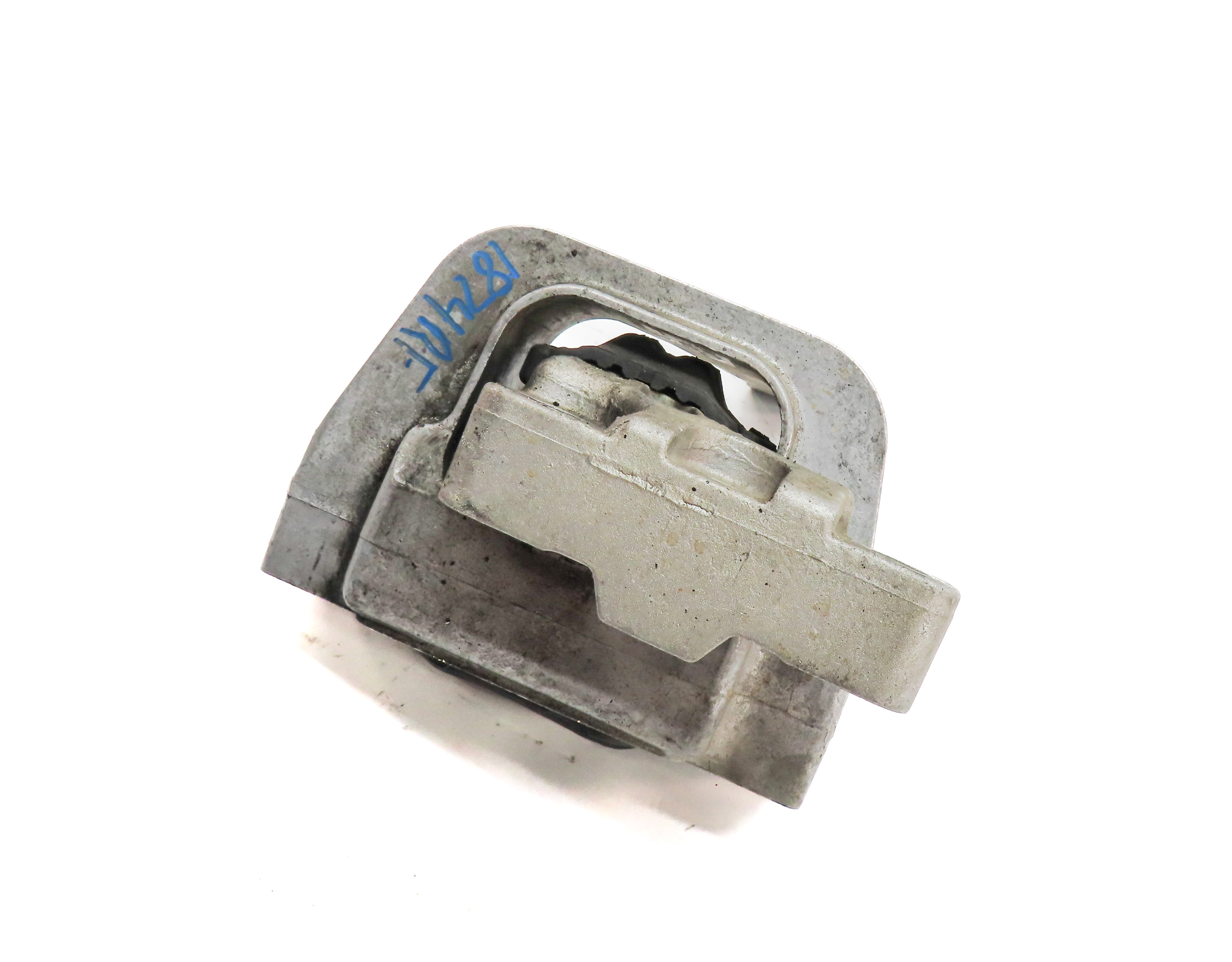 2015 AUDI A3 (8V) 2.0L (CNTC) RIGHT PASSENGER ENGINE MOTOR SUPPORT MOUNT — exact item pictured