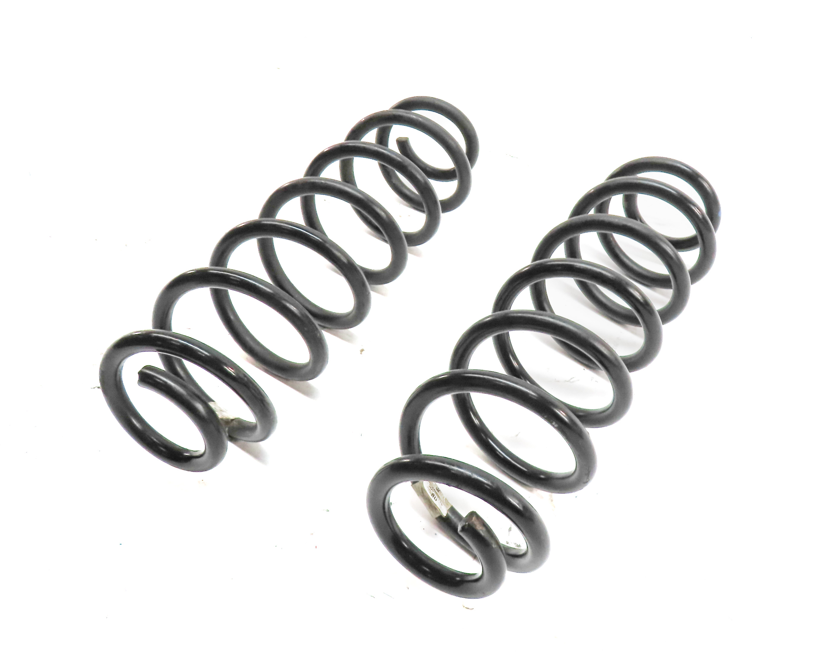 2015-2018 AUDI A3 S3 RS3 (8V) REAR LEFT & RIGHT SUSPENSION COIL SPRING SET/2 — exact item pictured