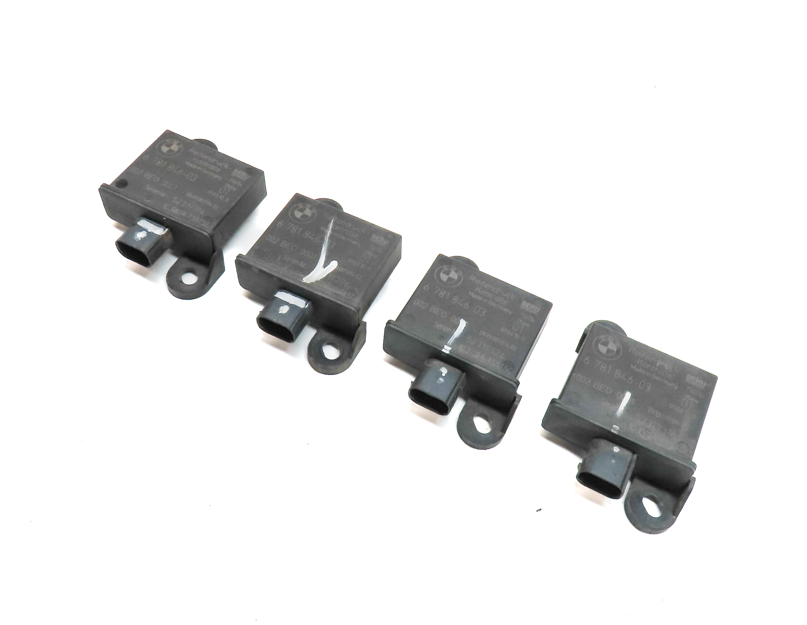2011 BMW X5 (E70) TIRE PRESSURE MONITOR TPMS SENSOR TRIGGER MODULE SET/4 — exact item pictured