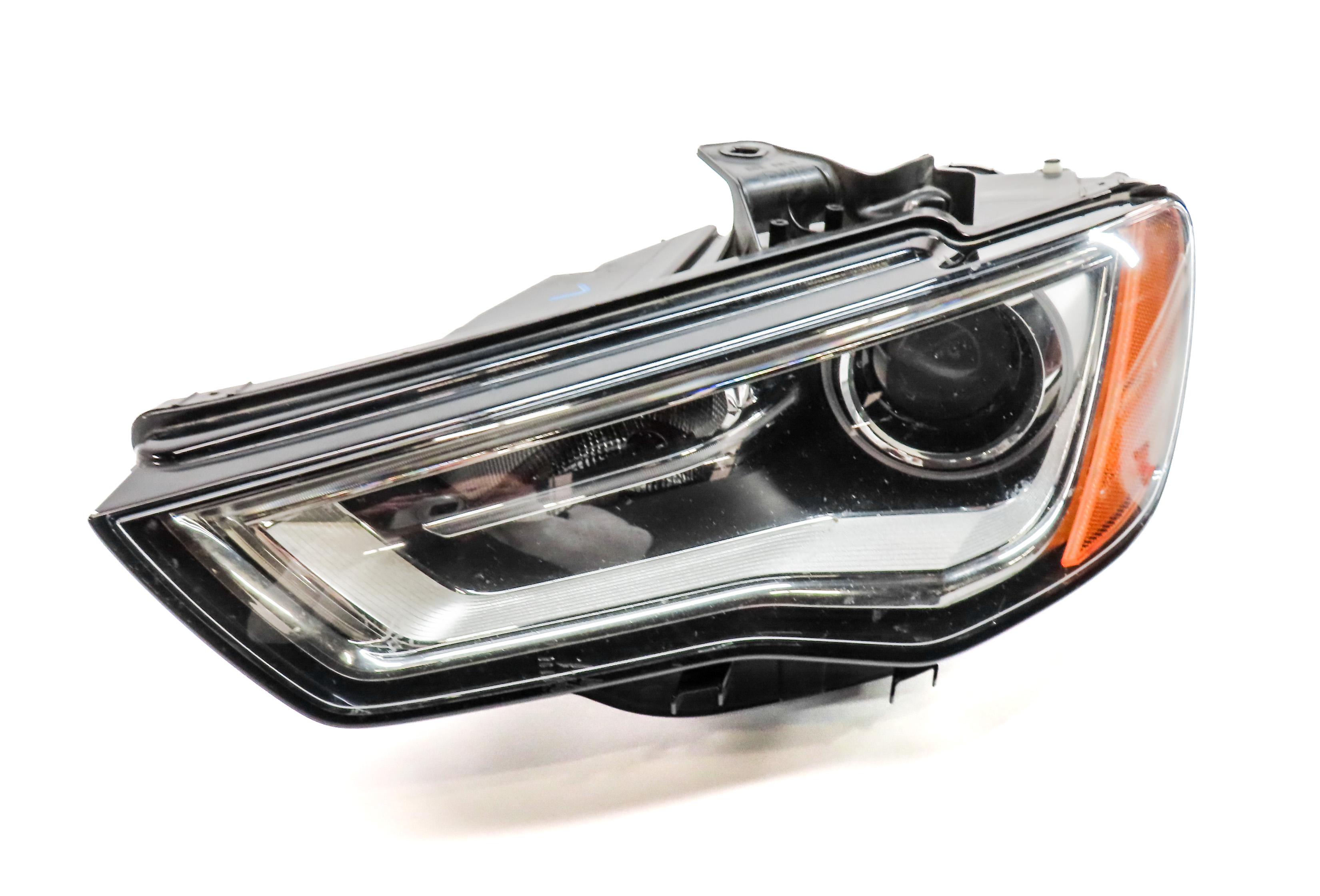 2015-2016 AUDI A3 (8V) LEFT DRIVER XENON HID HEADLIGHT LIGHT LAMP (8Q3 NON AFS) — exact item pictured
