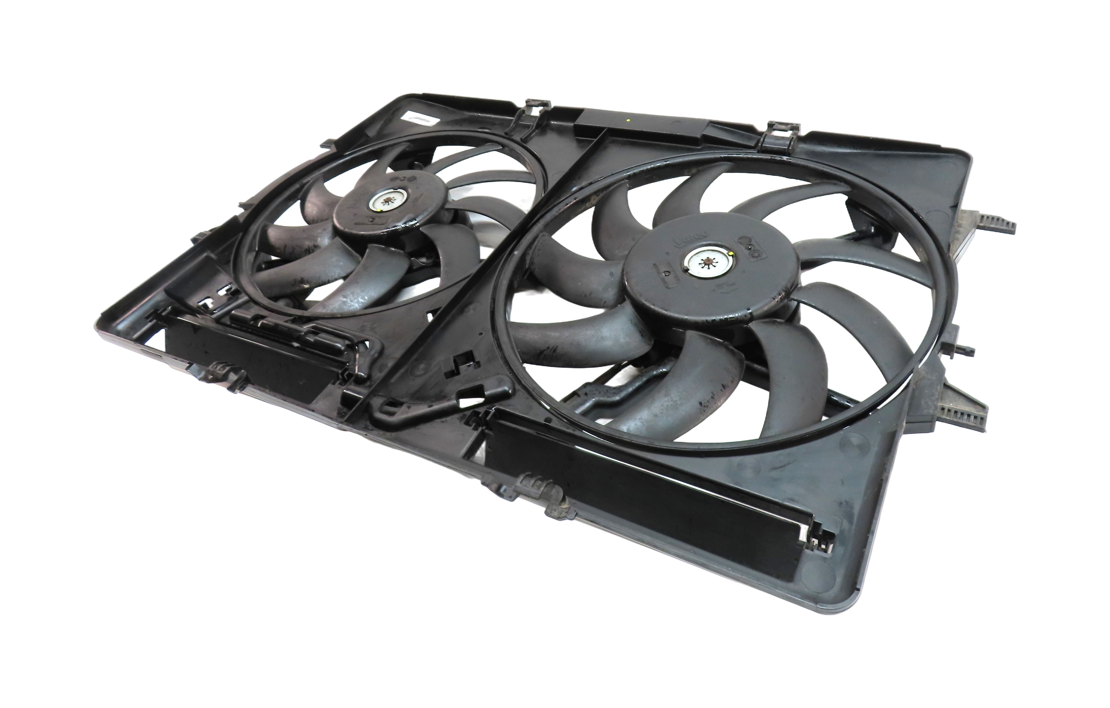 09-17 AUDI A4 A5 Q5 S4 (B8 8T 8R) 2.0L 3.0L 3.2L RADIATOR COOLING FAN w/ SHROUD — exact item pictured