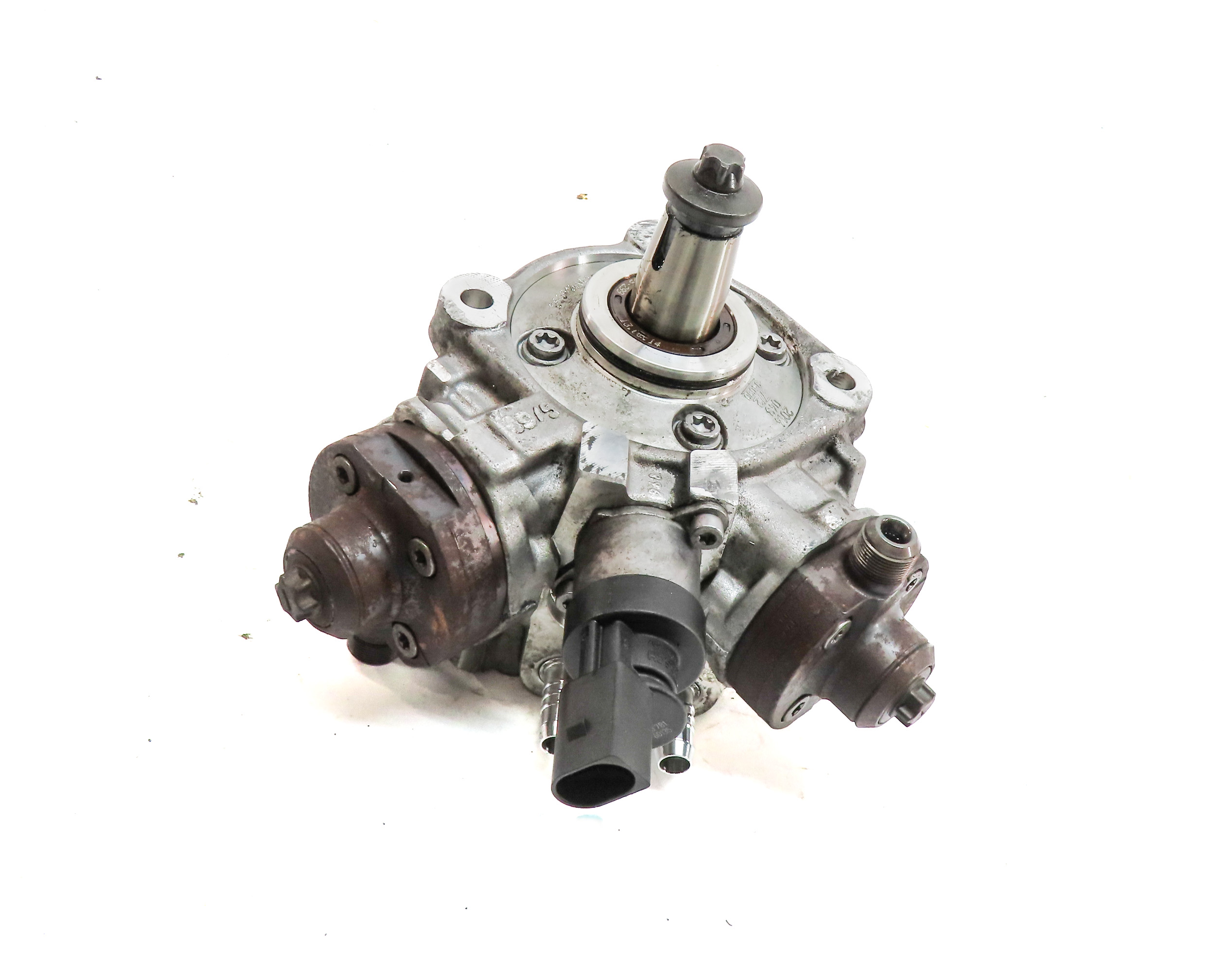14-18 BMW 535D 740D X5 (F01 F02 F10 F15) 3.0L DIESEL HPFP MECHANICAL FUEL PUMP — exact item pictured