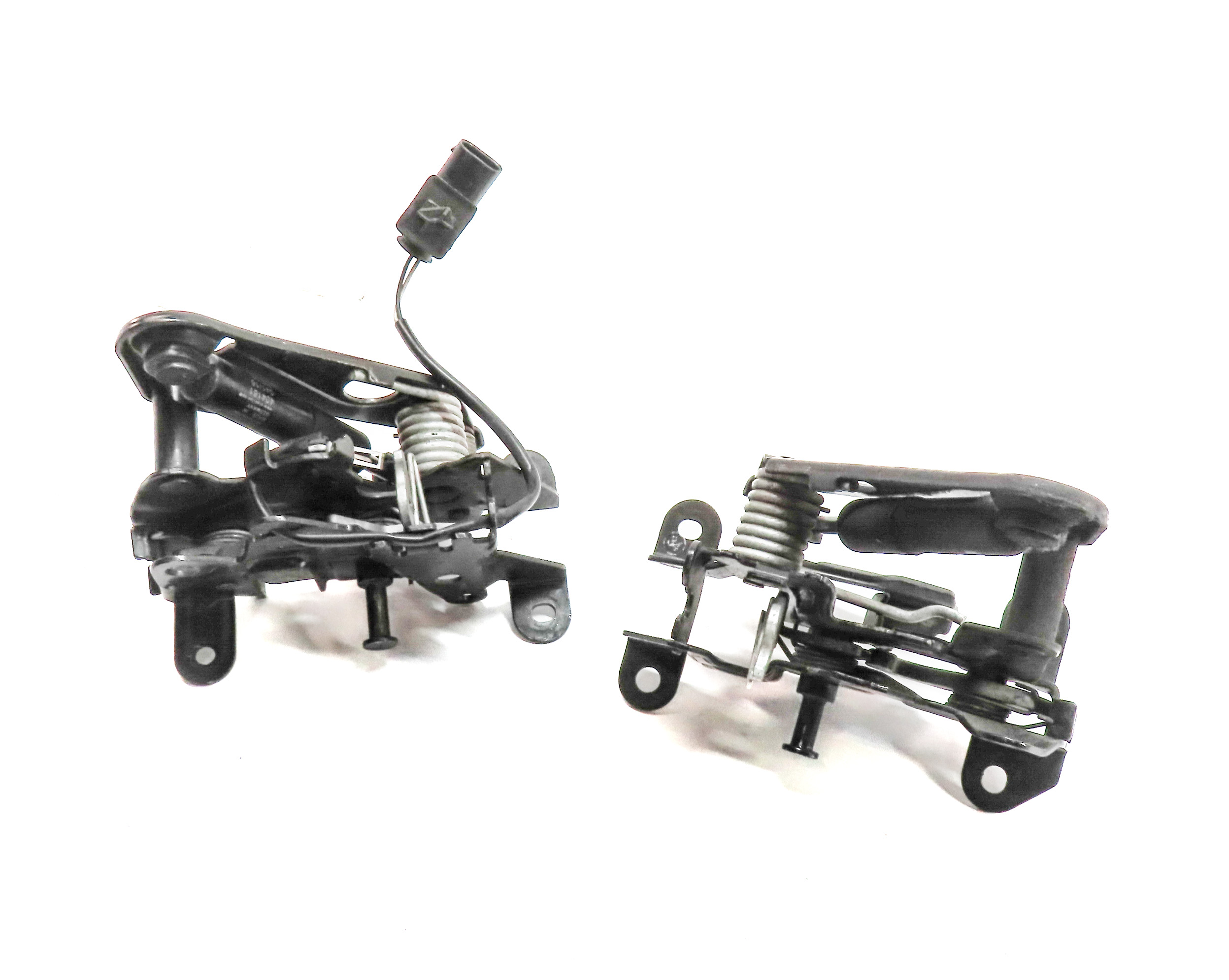 2013 BMW 640I GRAN COUPE (F06) FRONT HOOD BONNET LID SAFETY LATCH SET/2 — exact item pictured