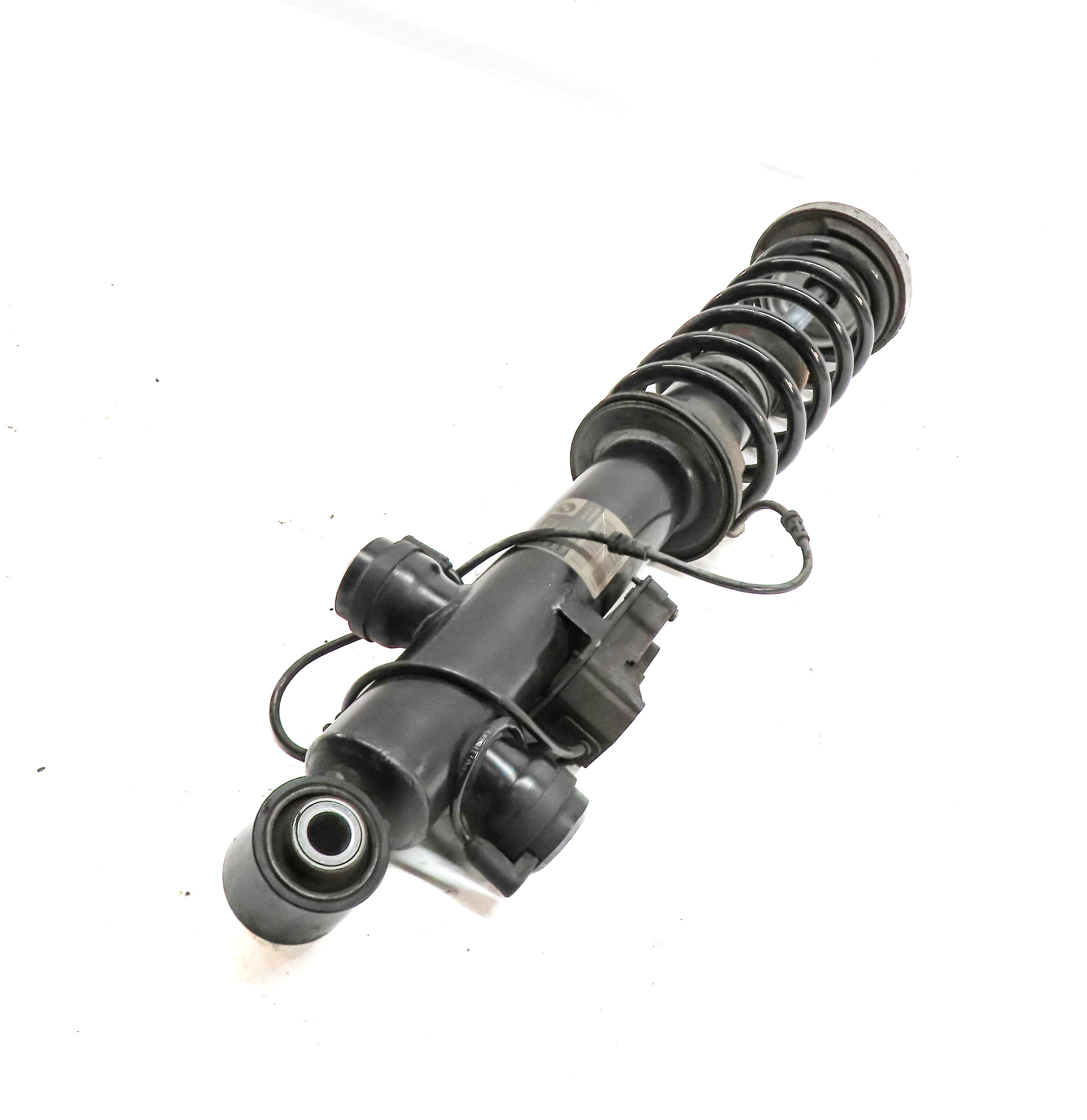 2013-2019 BMW 640i 650i F06) (GRAN COUPE) REAR RIGHT VDC EDC DAMPING SHOCK STRUT — exact item pictured