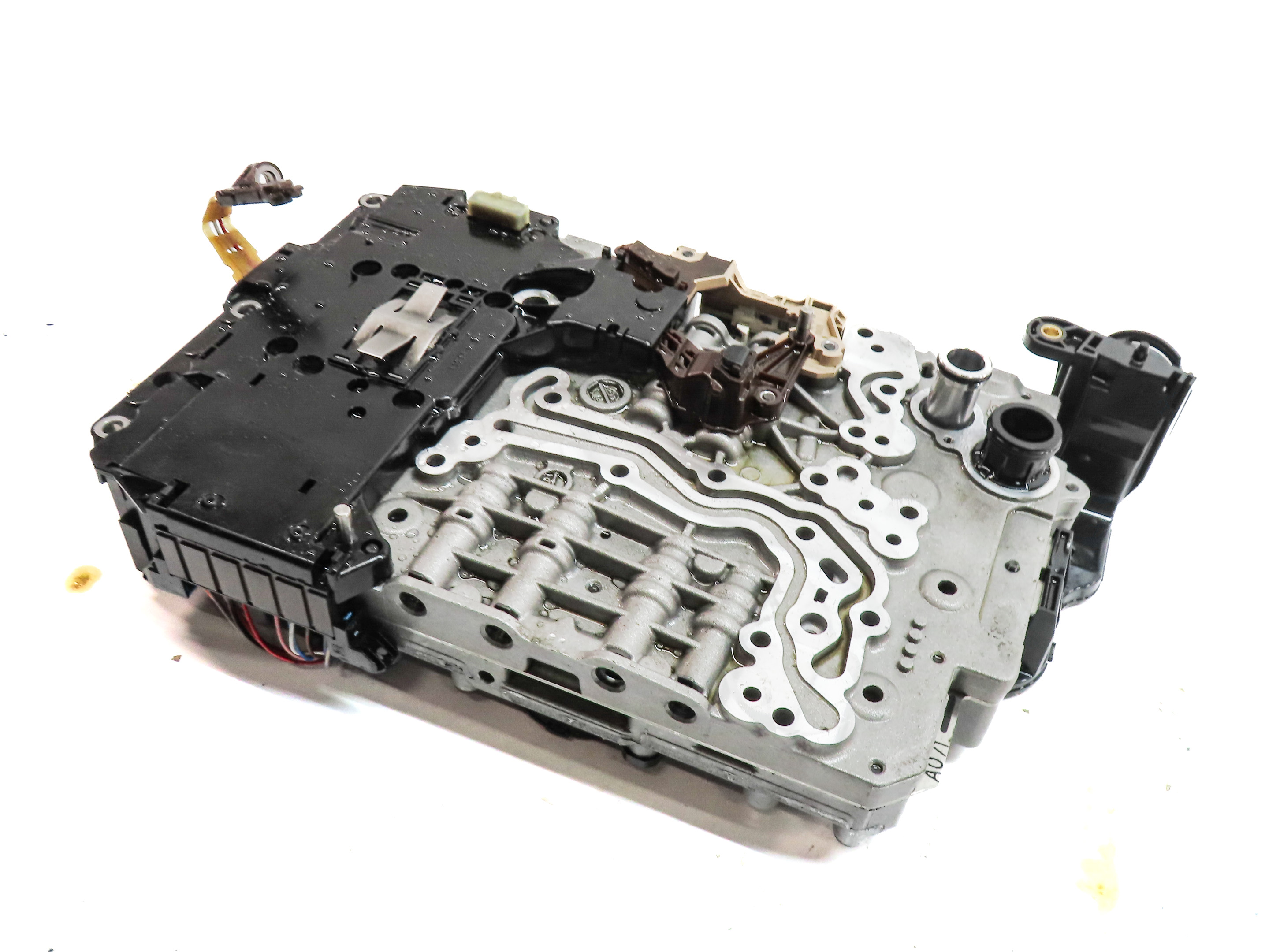 13-15 AUDI A6 (C7) 2.0L AWD QUATTRO NGR AUTO AUTOMATIC TRANSMISSION VALVE BODY — exact item pictured