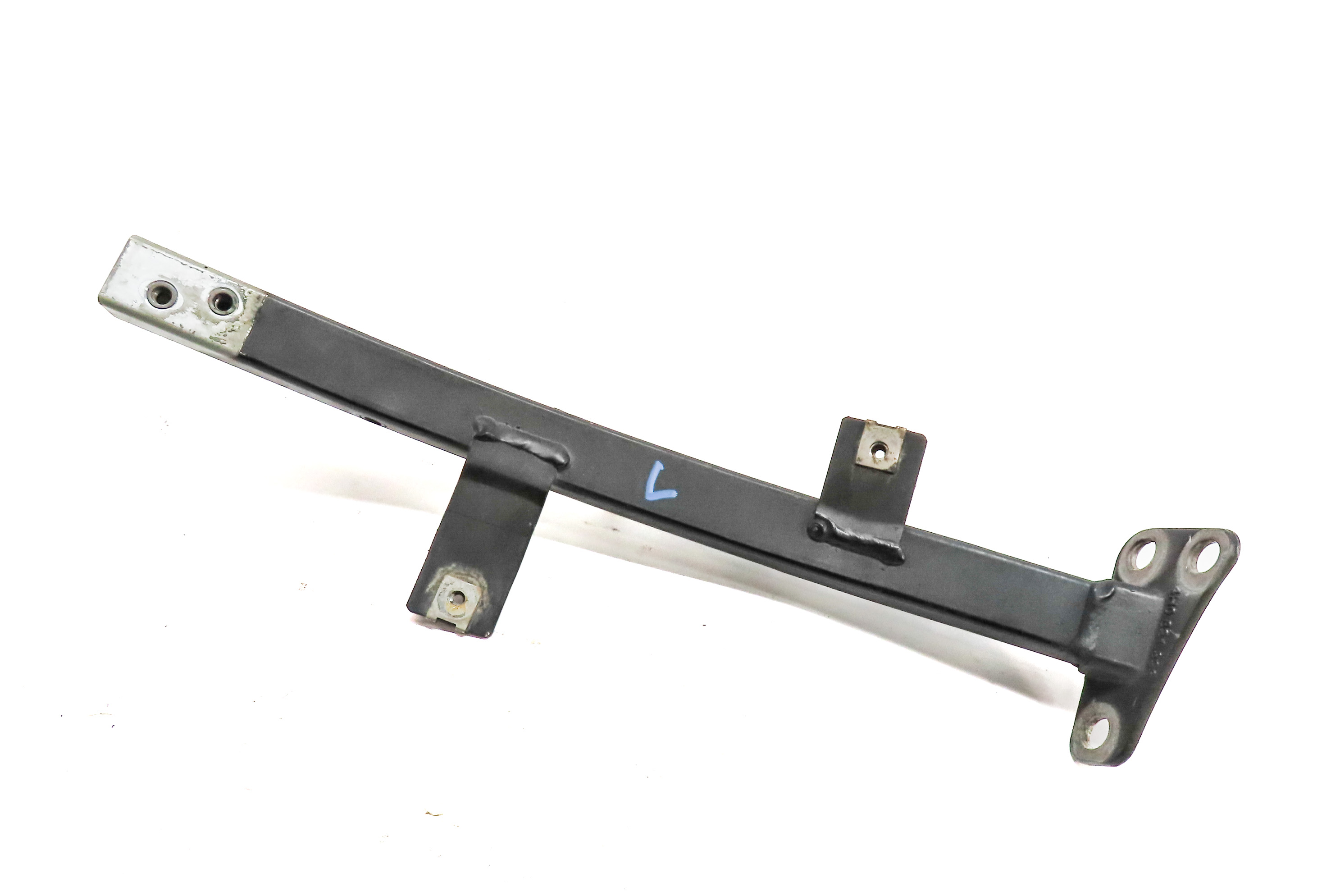 2013 AUDI A8 (D4 4H) FRONT LEFT DRIVER FENDER MOUNT SUPPORT BRACKET — exact item pictured