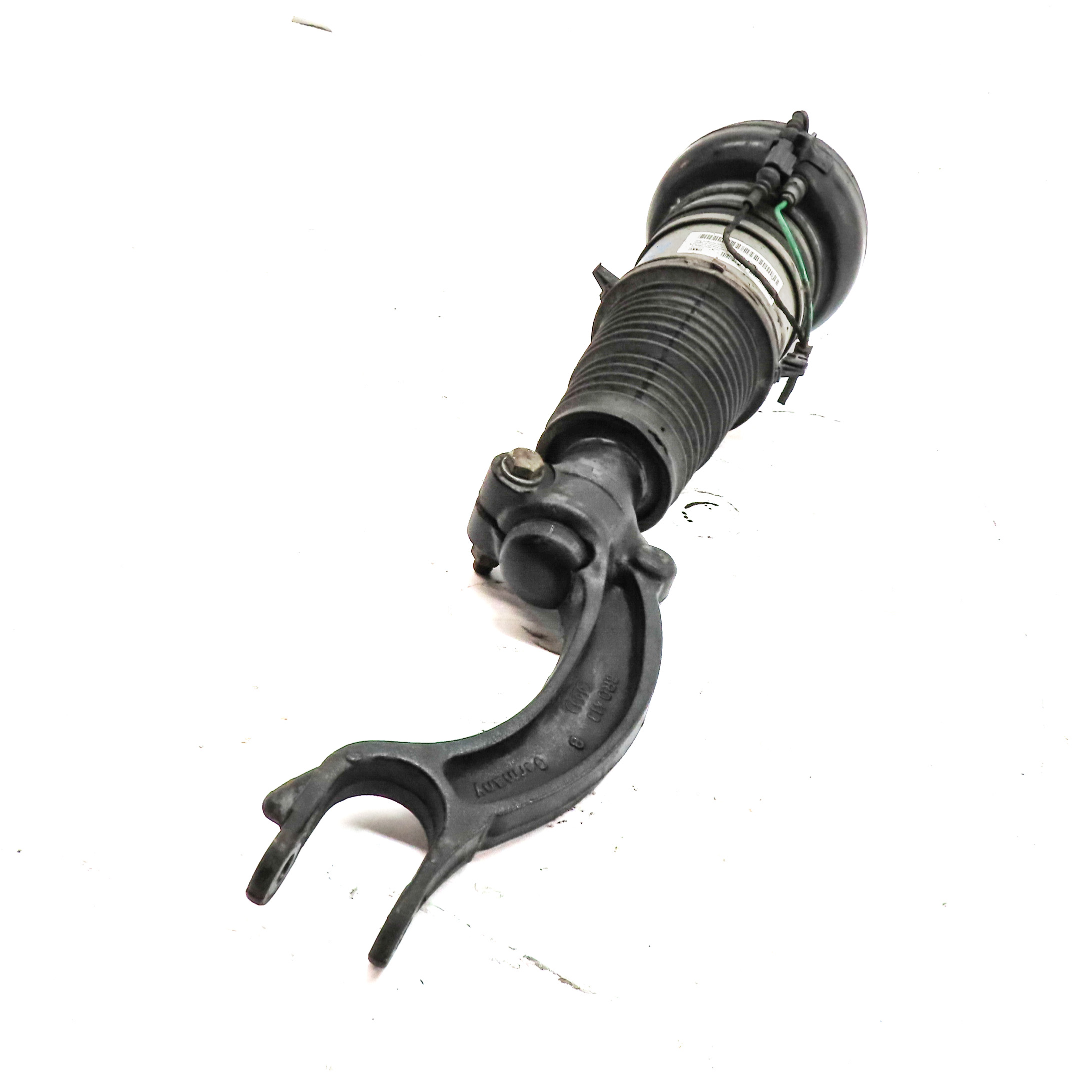 2011-2018 AUDI A8 S8 (D4 4H) FRONT RIGHT PASSENGER AIR SUSPENSION SHOCK STRUT — exact item pictured