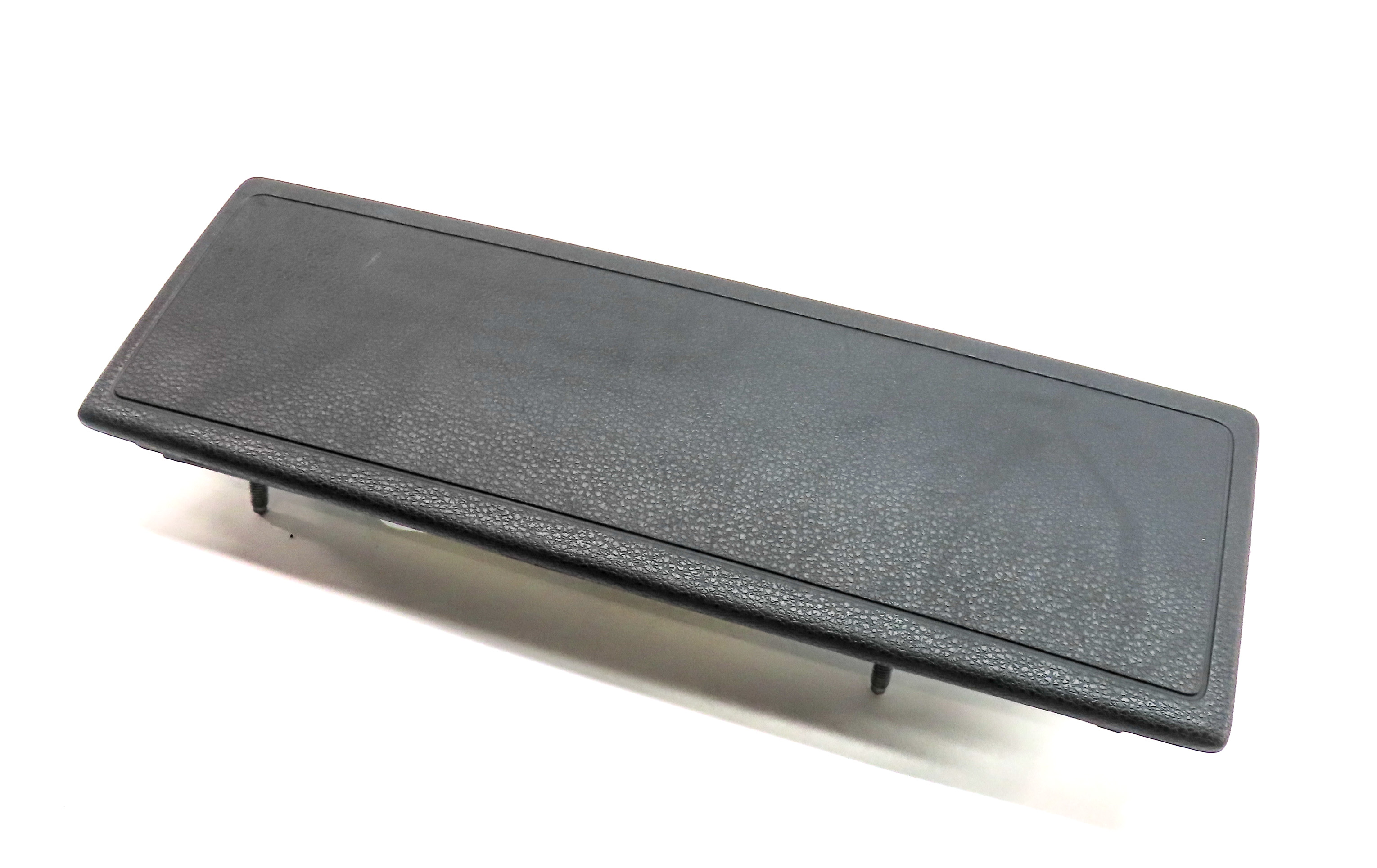 16-18 AUDI A3 E-TRON (8V) FRONT RIGHT PASSENGER KNEE SRS AIRBAG AIR BAG (BLACK) — exact item pictured
